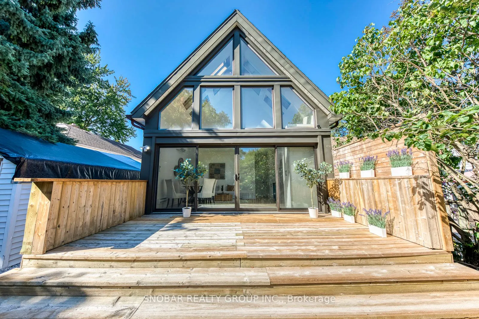 9 Berry Creek Drive