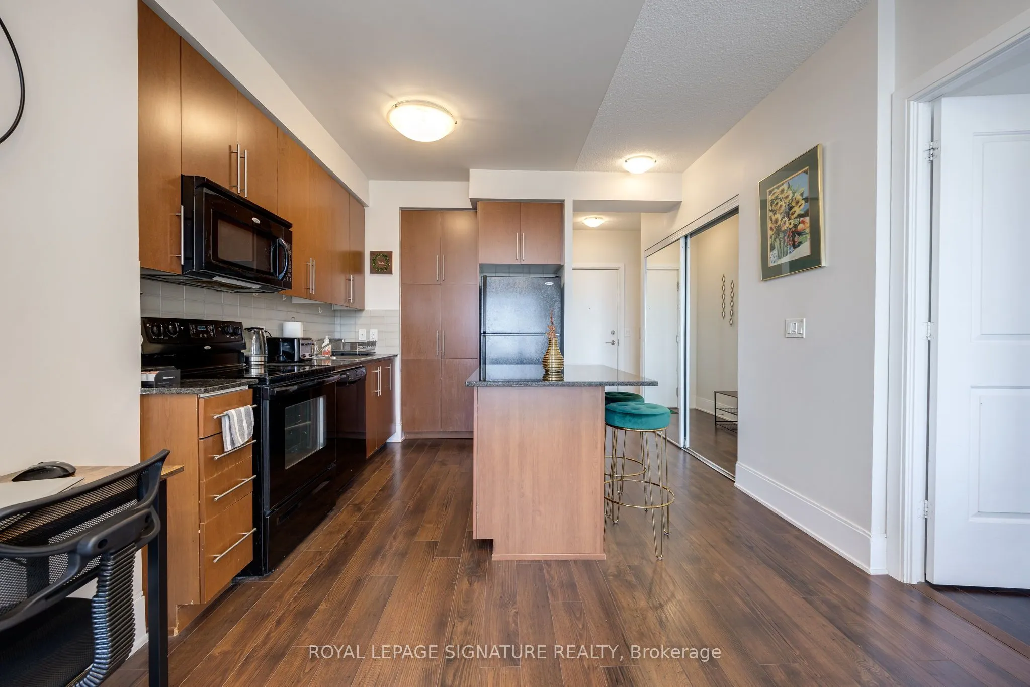330 Burnhamthorpe Road W, #2908