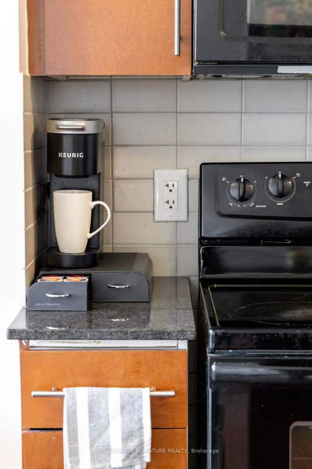 330 Burnhamthorpe Road W, #2908
