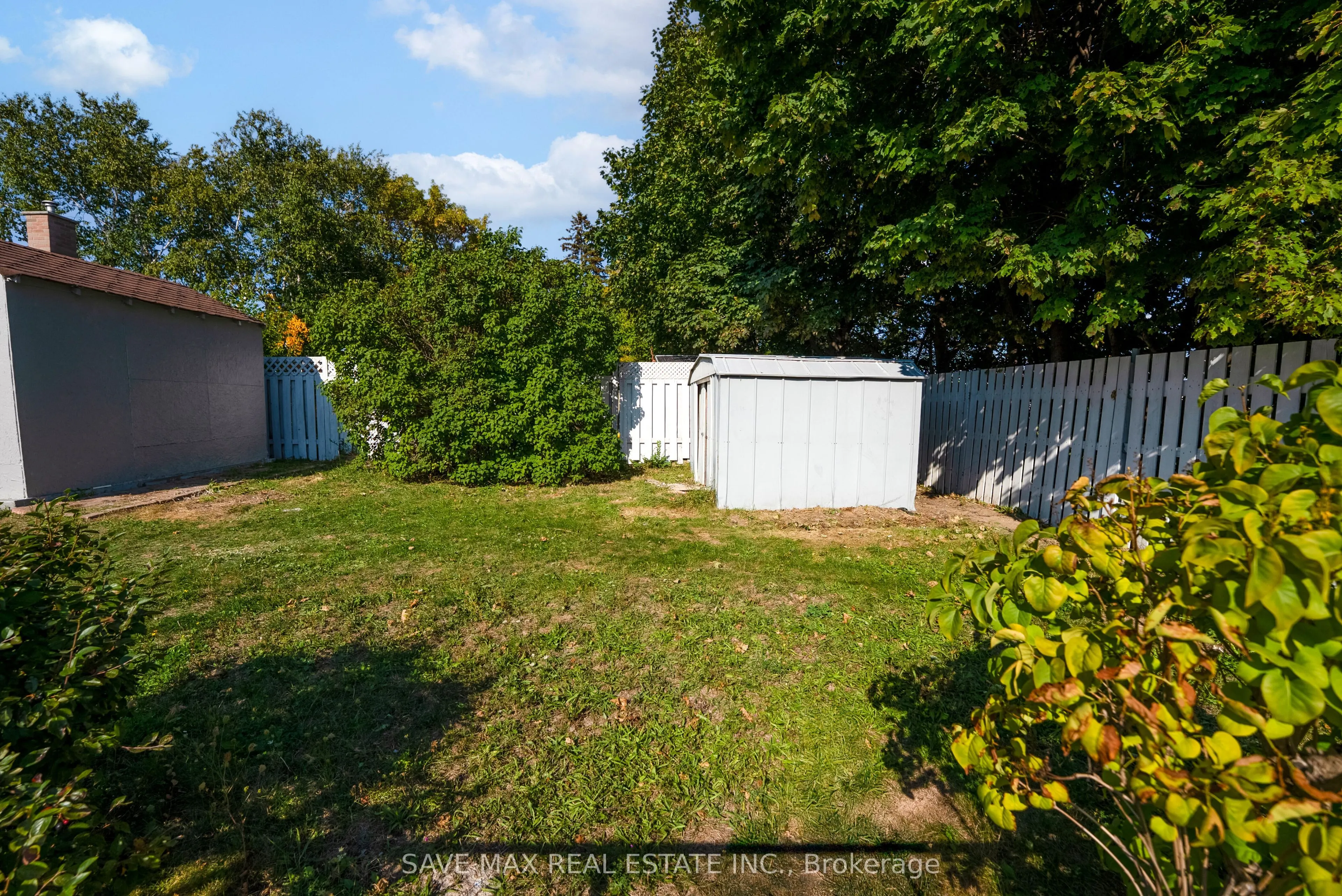 93 Archdekin Drive