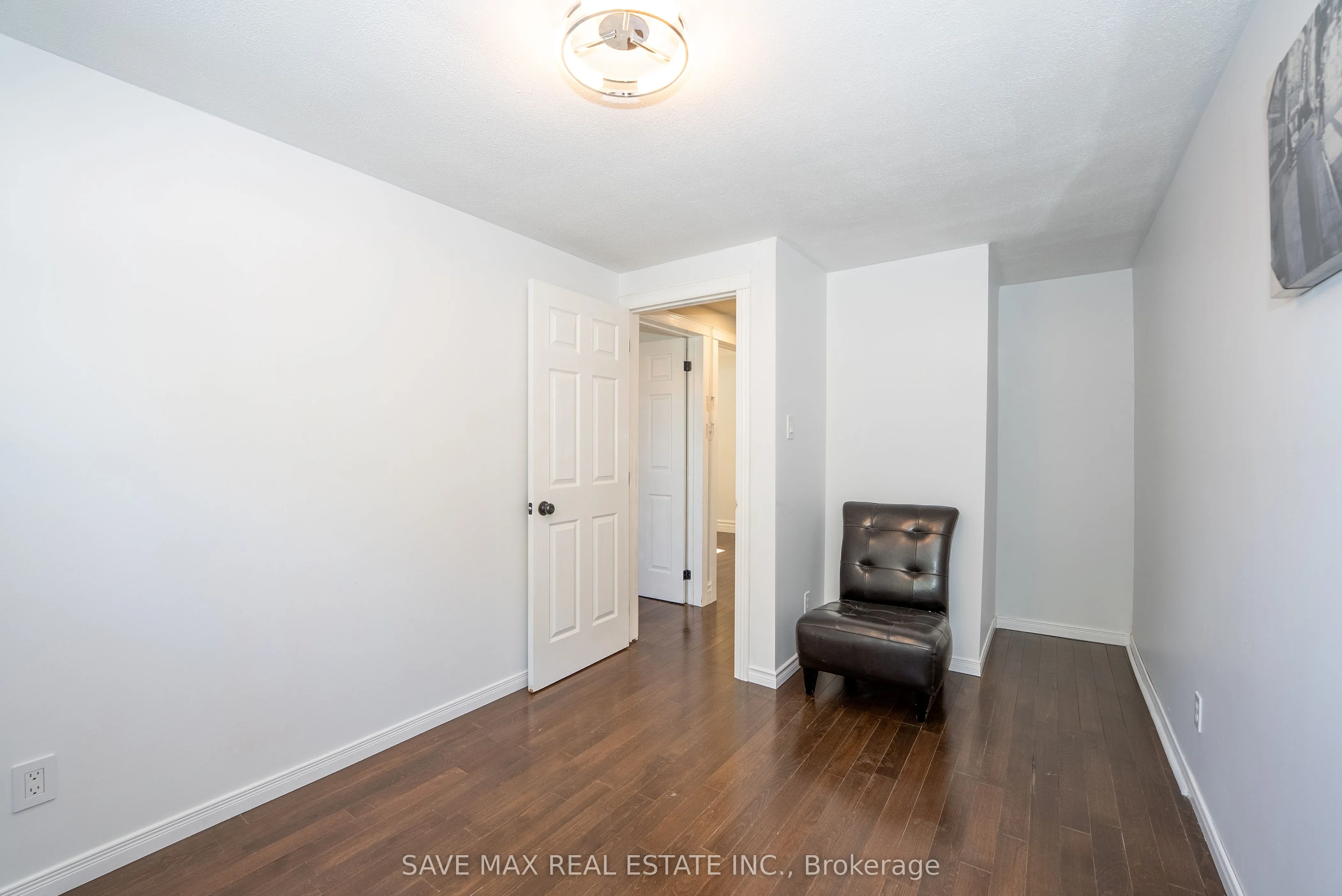 93 Archdekin Drive