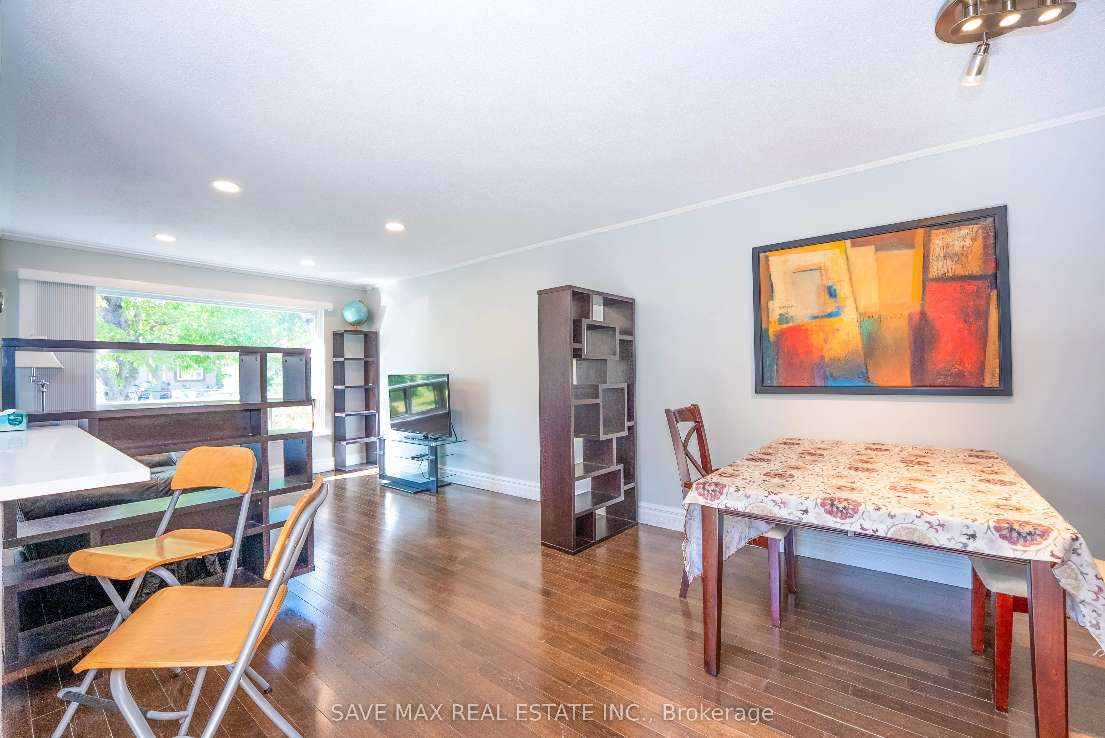 93 Archdekin Drive