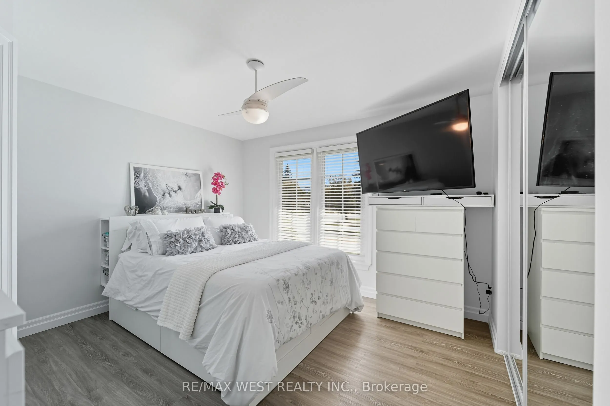 204 Jeffcoat Drive