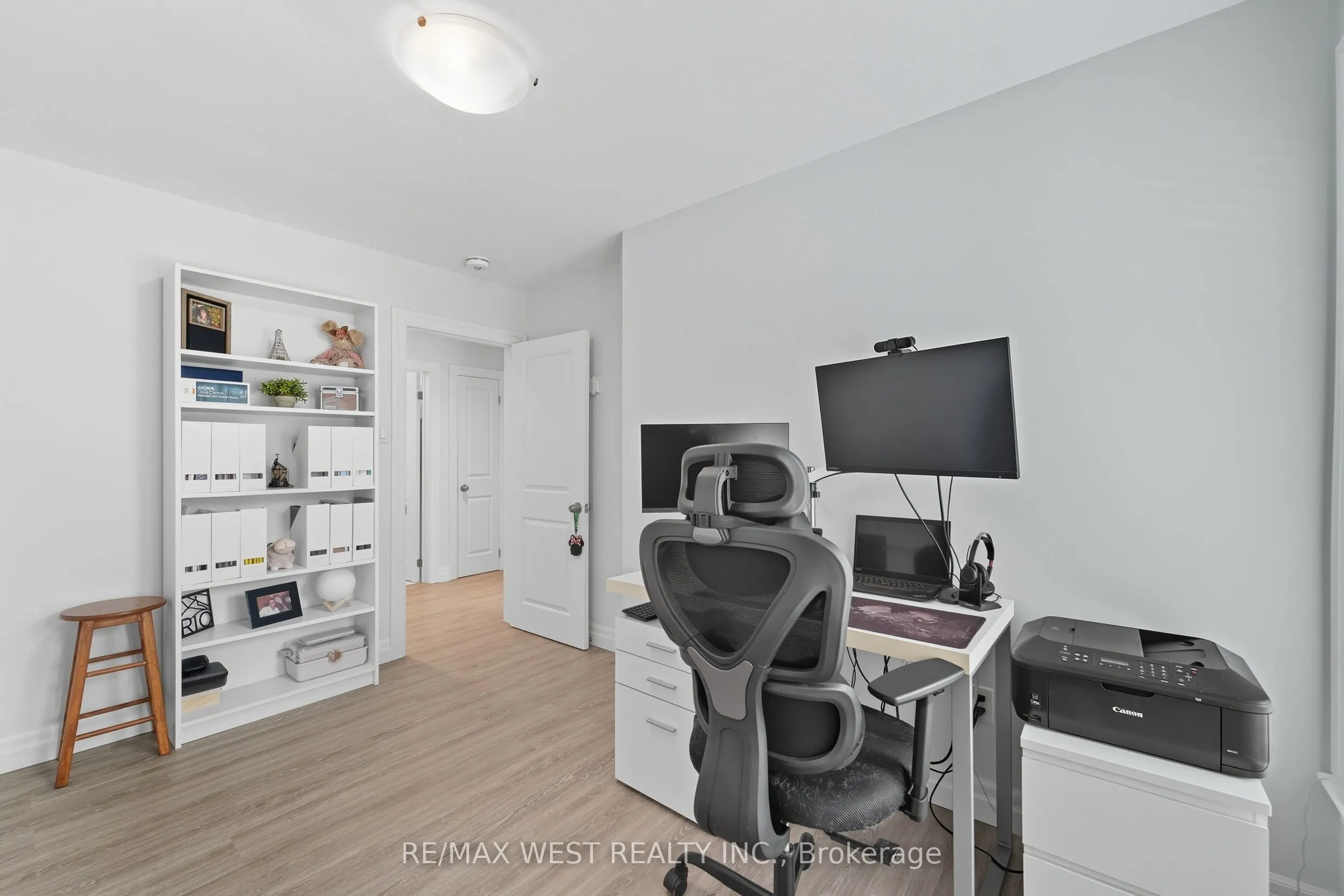 204 Jeffcoat Drive