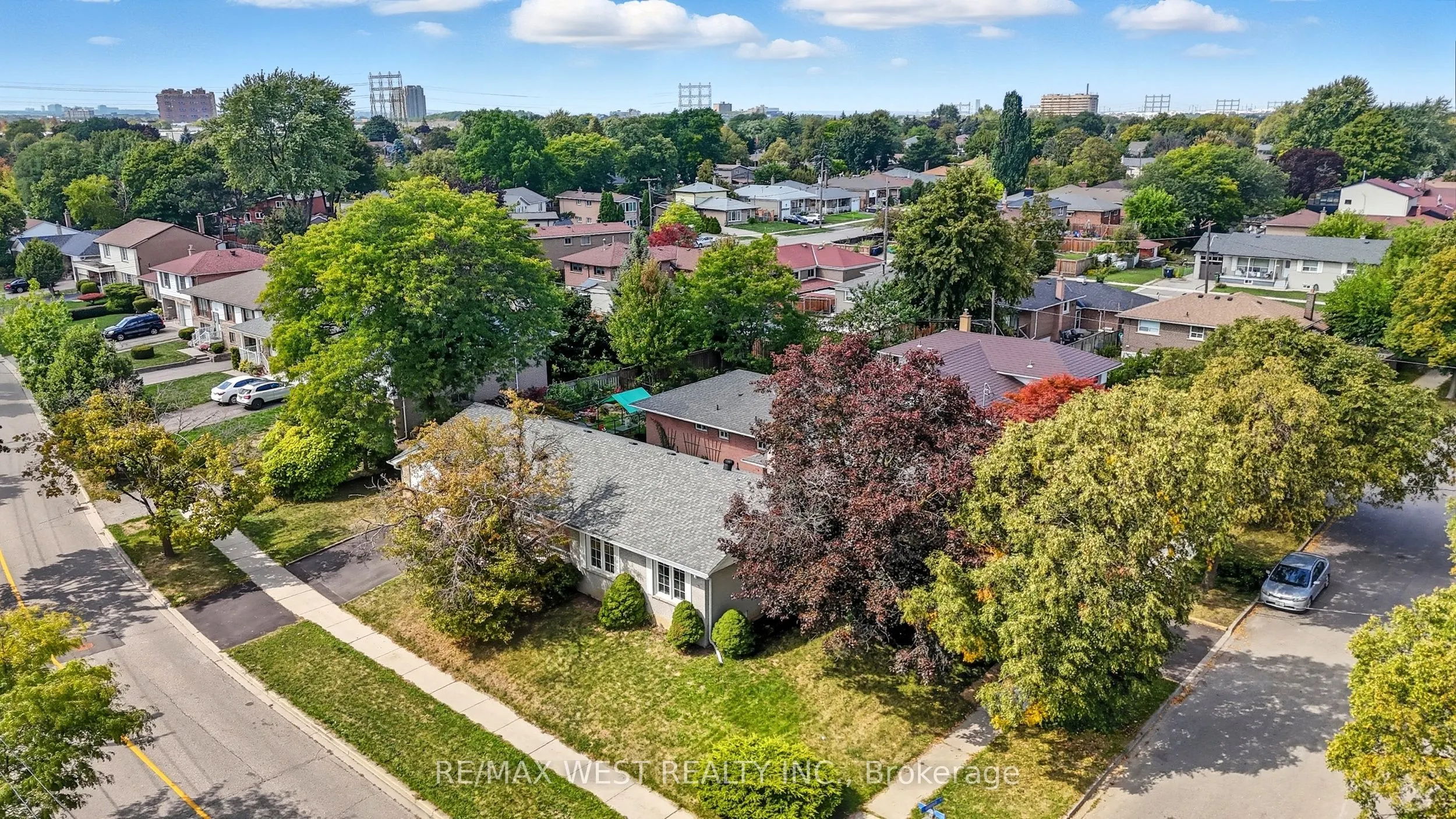 204 Jeffcoat Drive