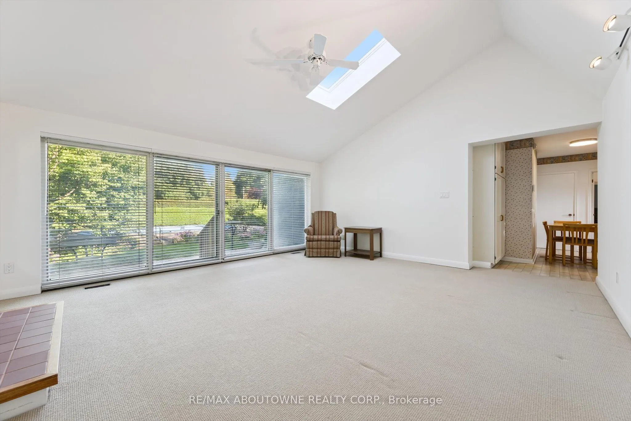 1095 Linbrook Road