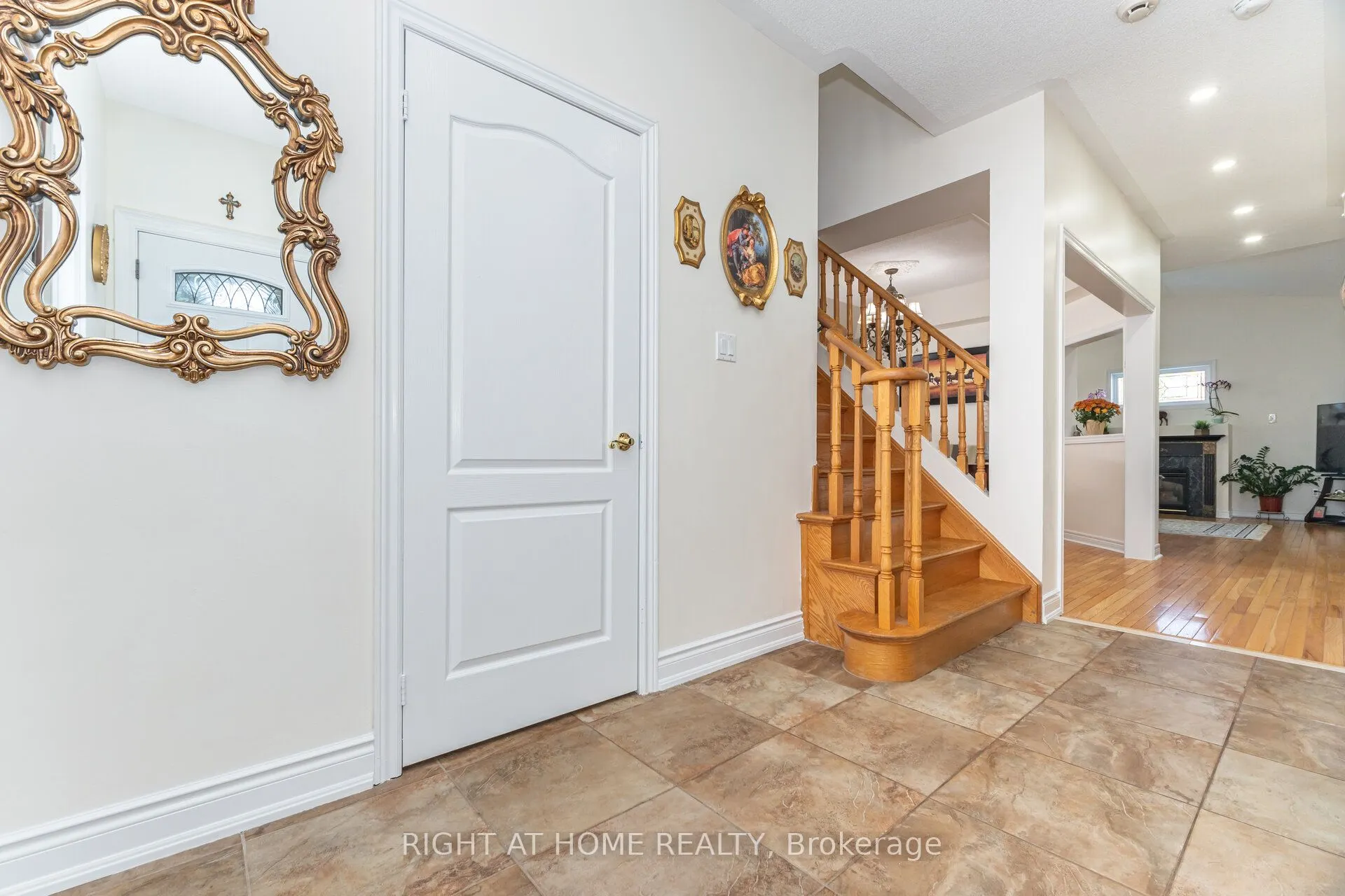 2 Melrose Gardens