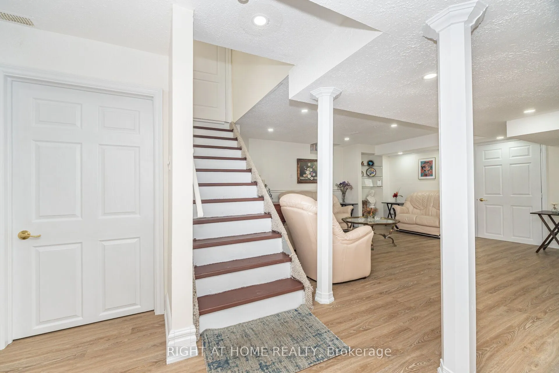 2 Melrose Gardens