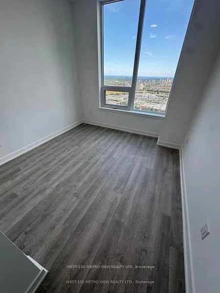 5105 Hurontario Street, #2705