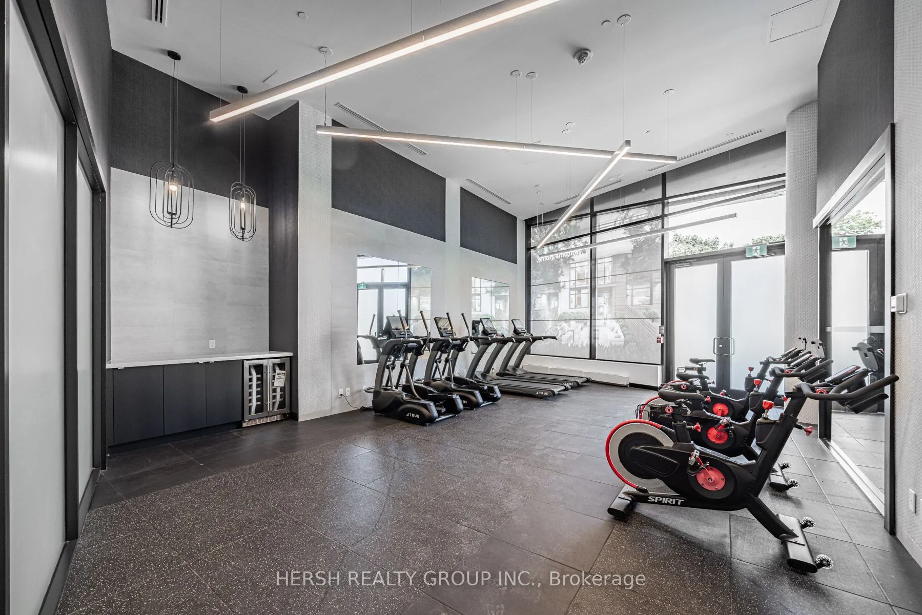 160 Kingsway Crescent, #312