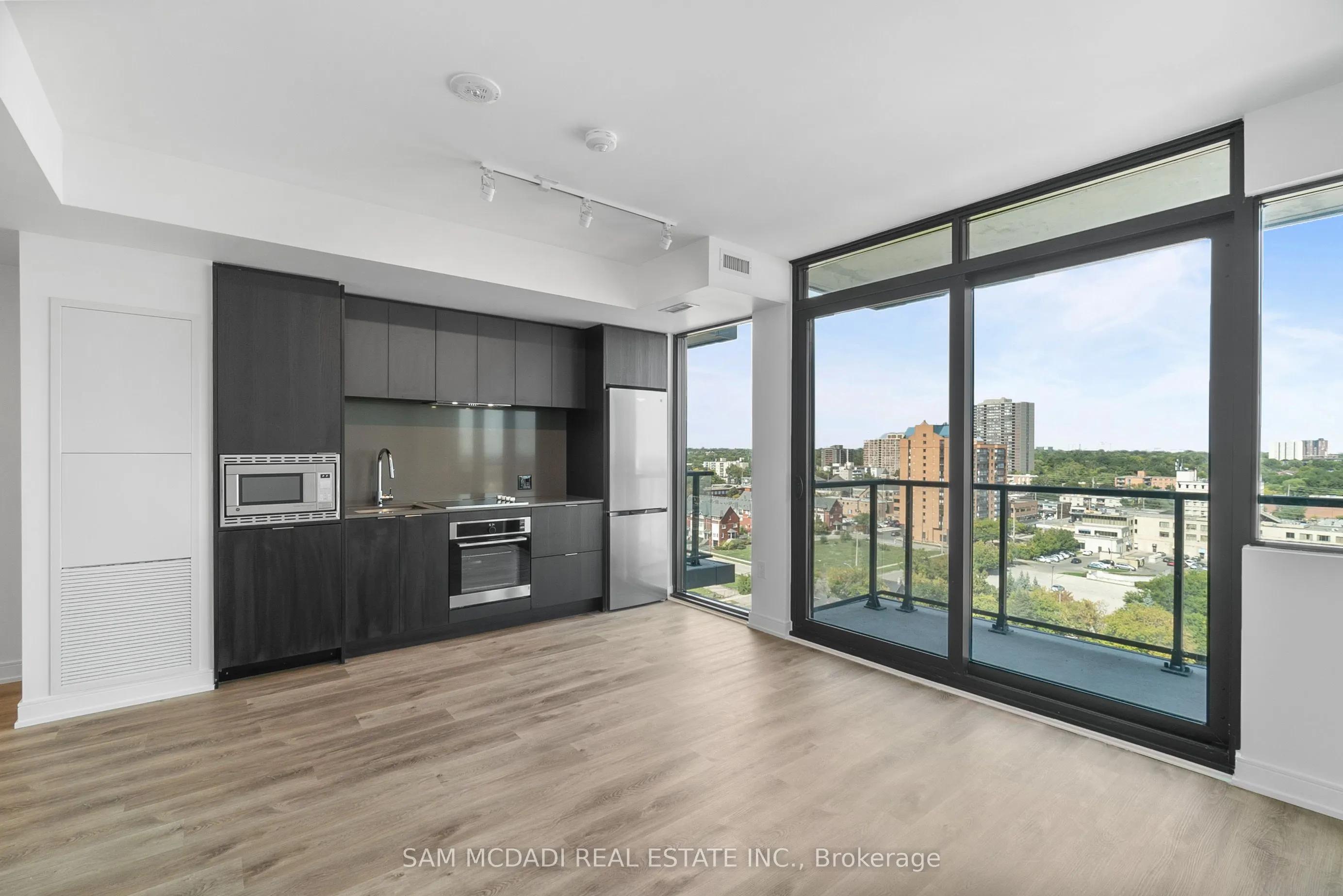 3009 NOVAR Road, #1103
