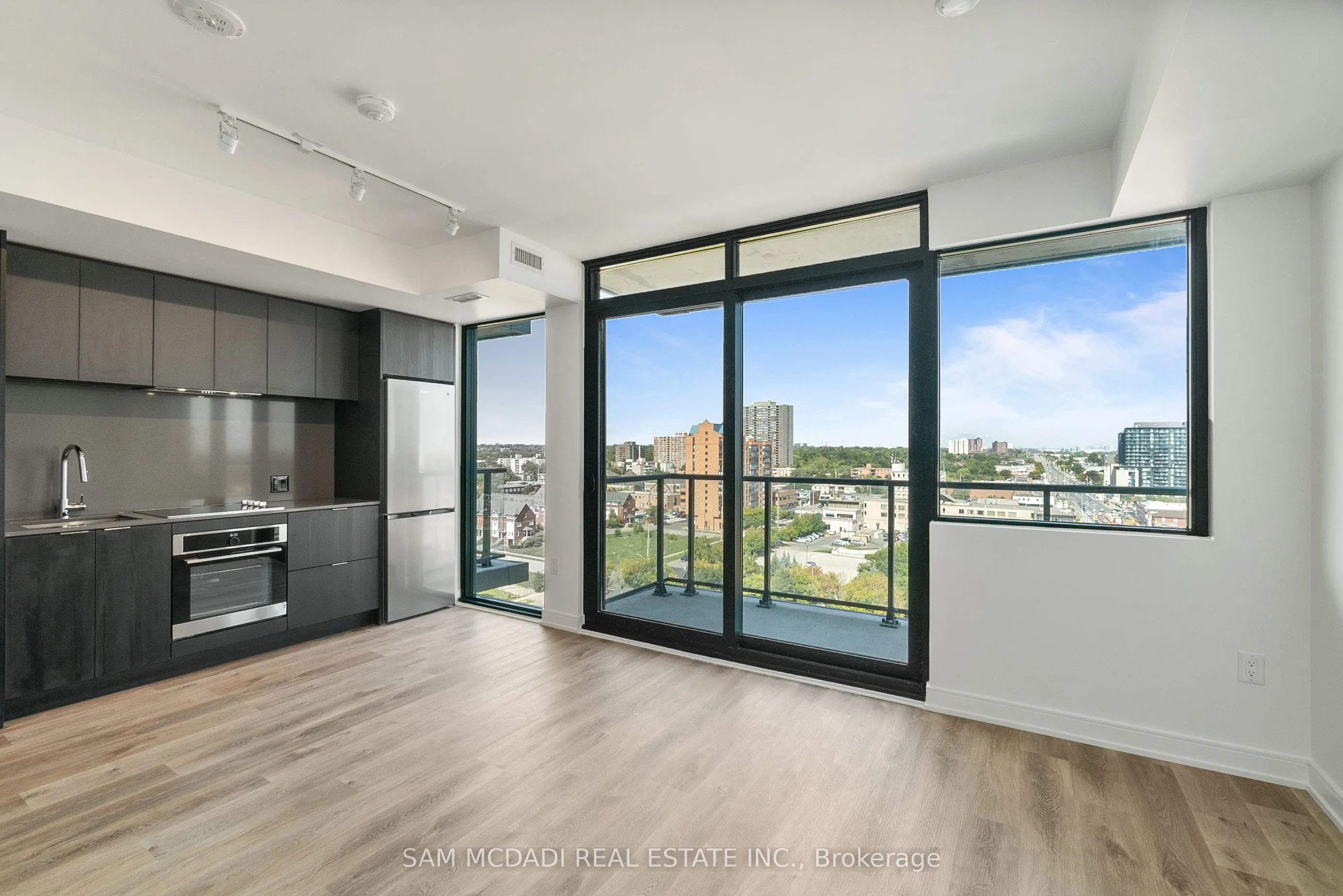 3009 NOVAR Road, #1103