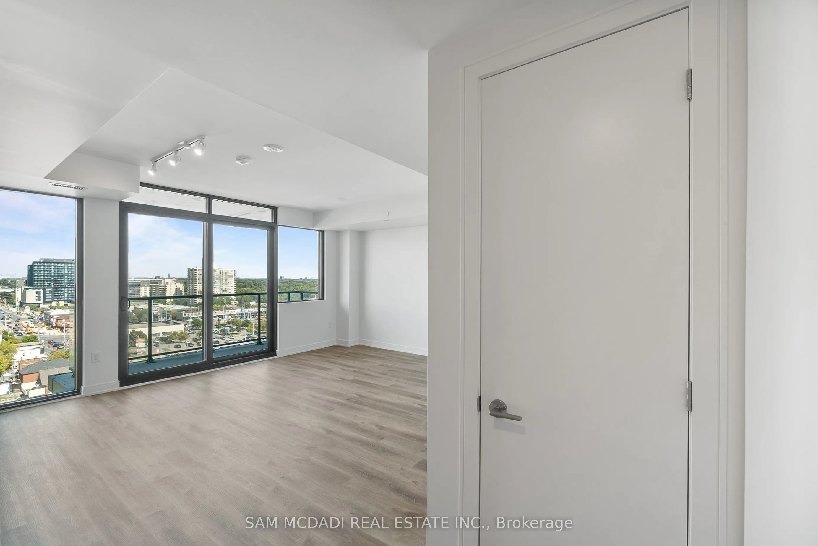 3009 NOVAR Road, #1103