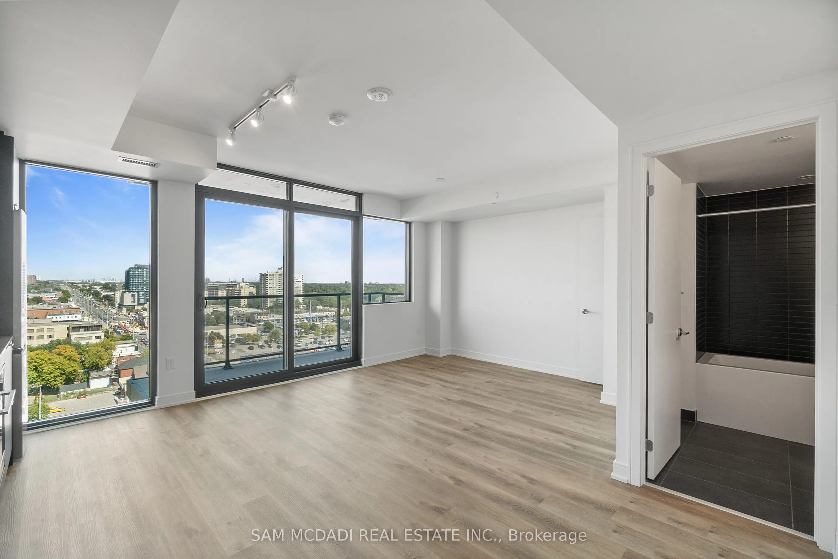 3009 NOVAR Road, #1103