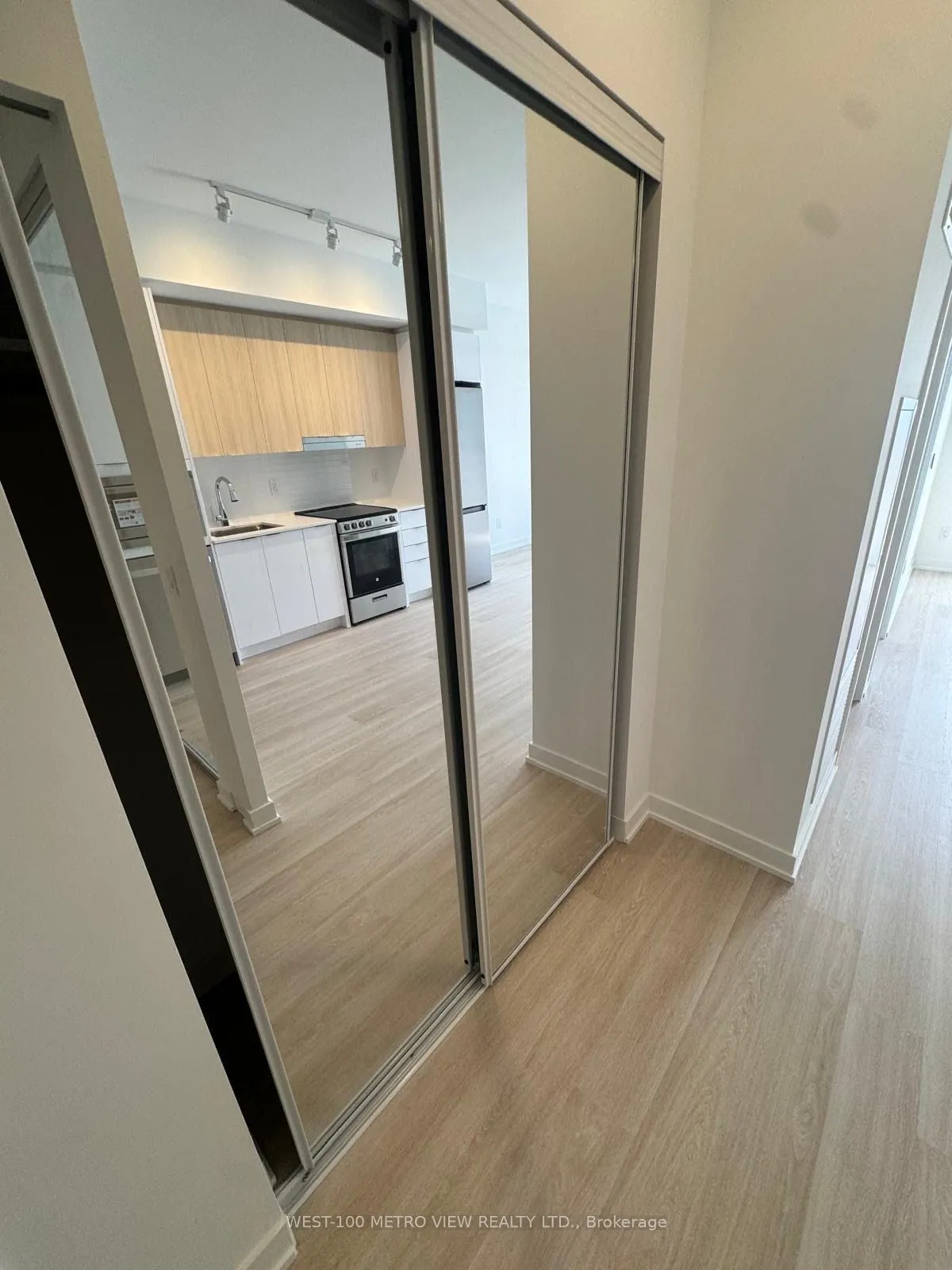 5105 Hurontario Street, #2906