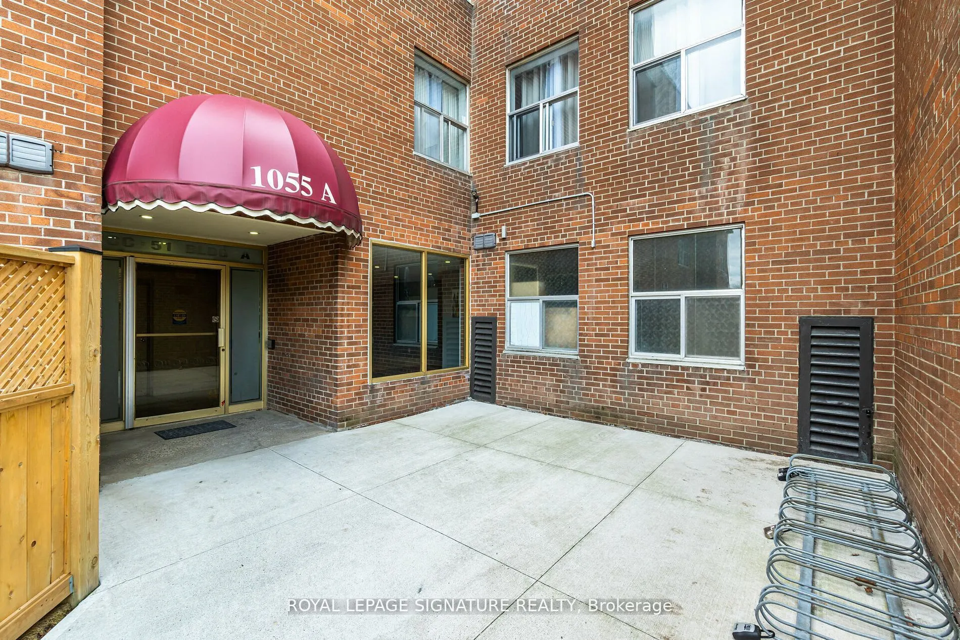1055A FORESTWOOD Drive, #103(Upper)