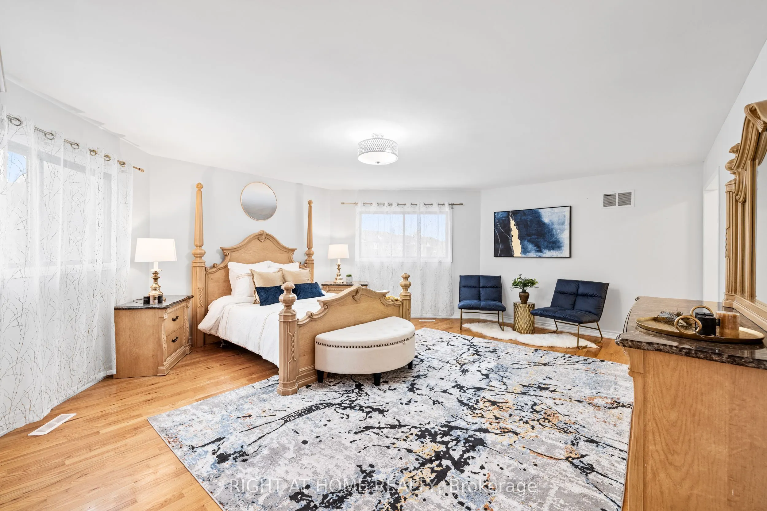 4469 Idlewilde Crescent