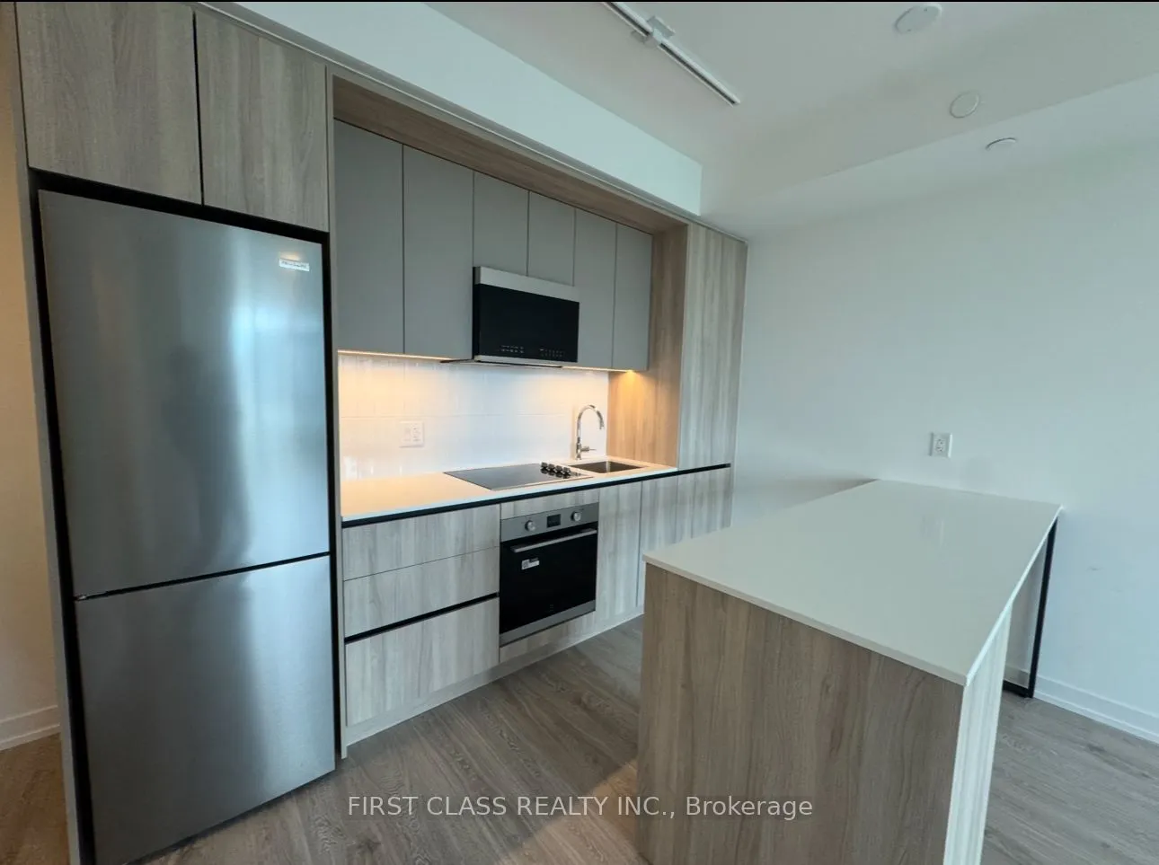 2485 Eglinton Avenue W, #920