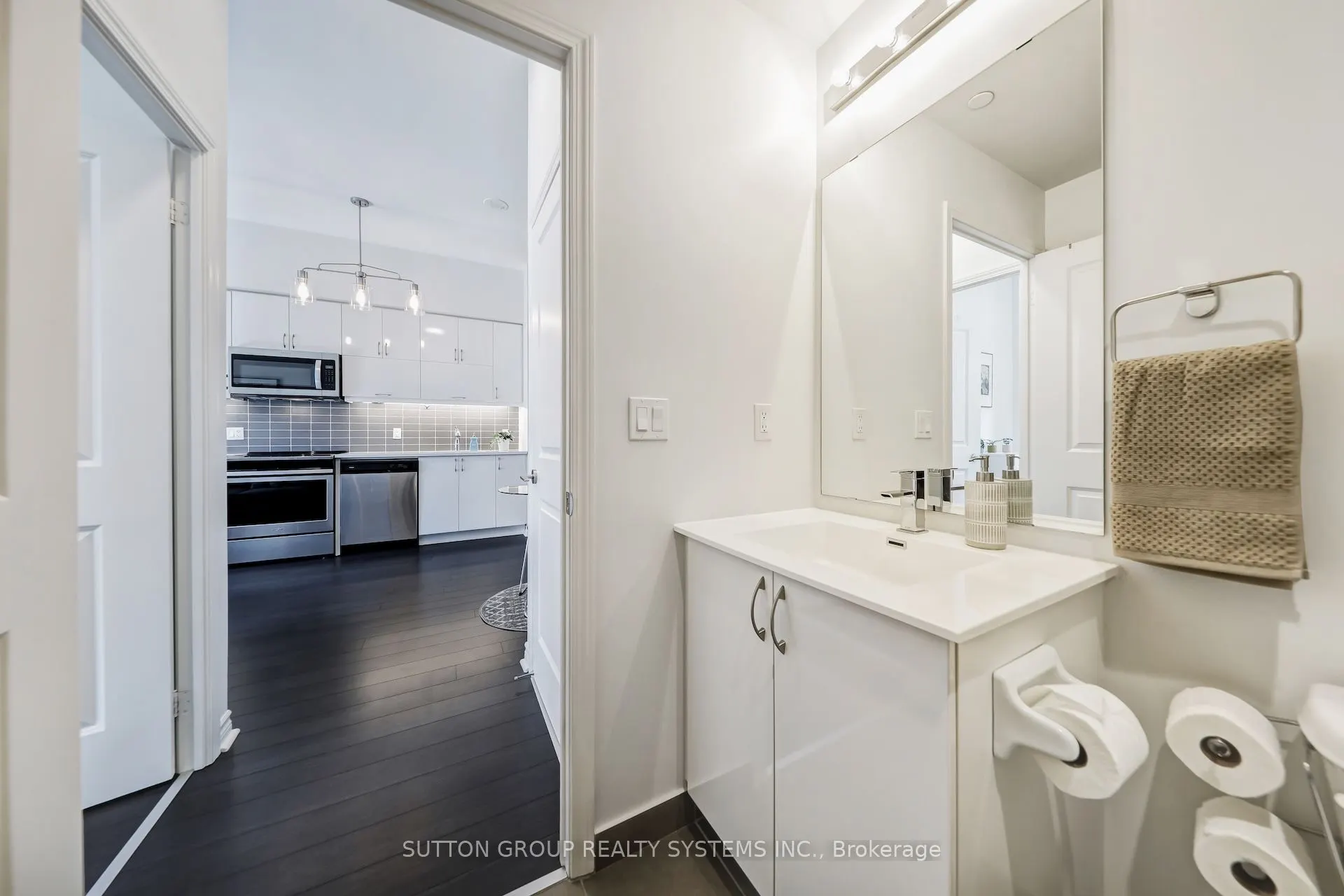 39 Annie Craig Drive, #1604