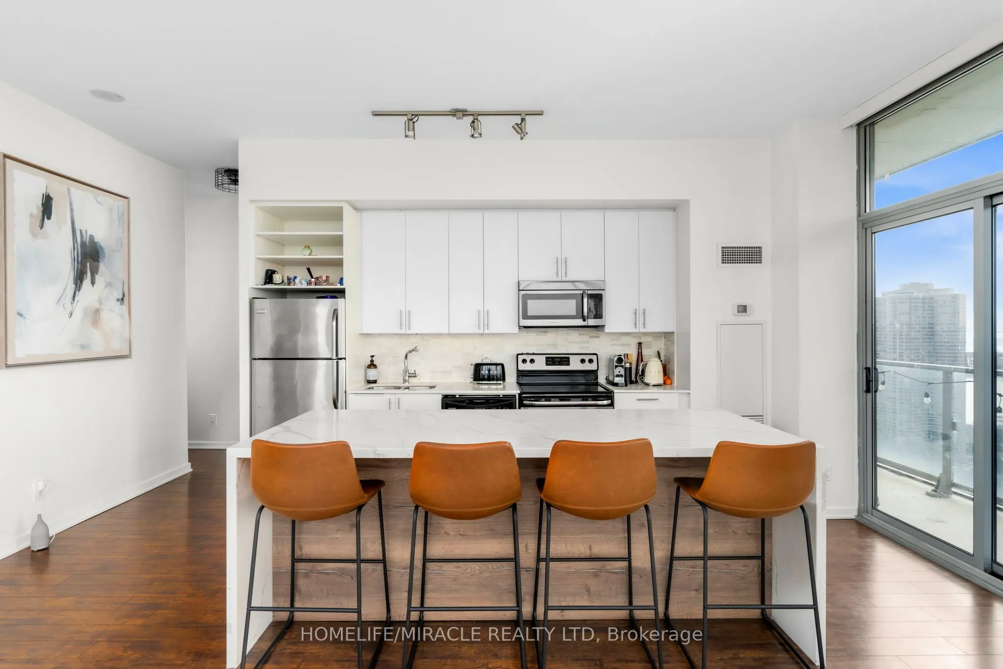 105 The Queensway Avenue, #3410