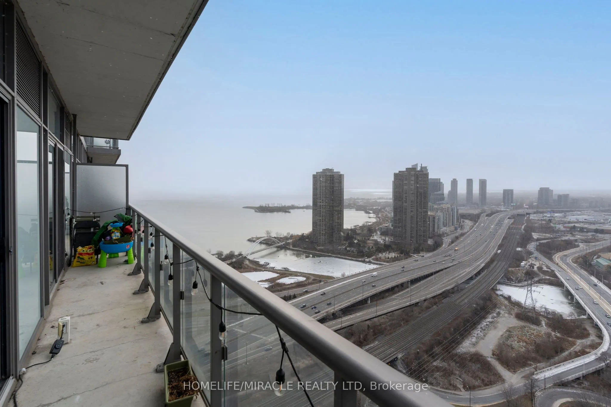 105 The Queensway Avenue, #3410