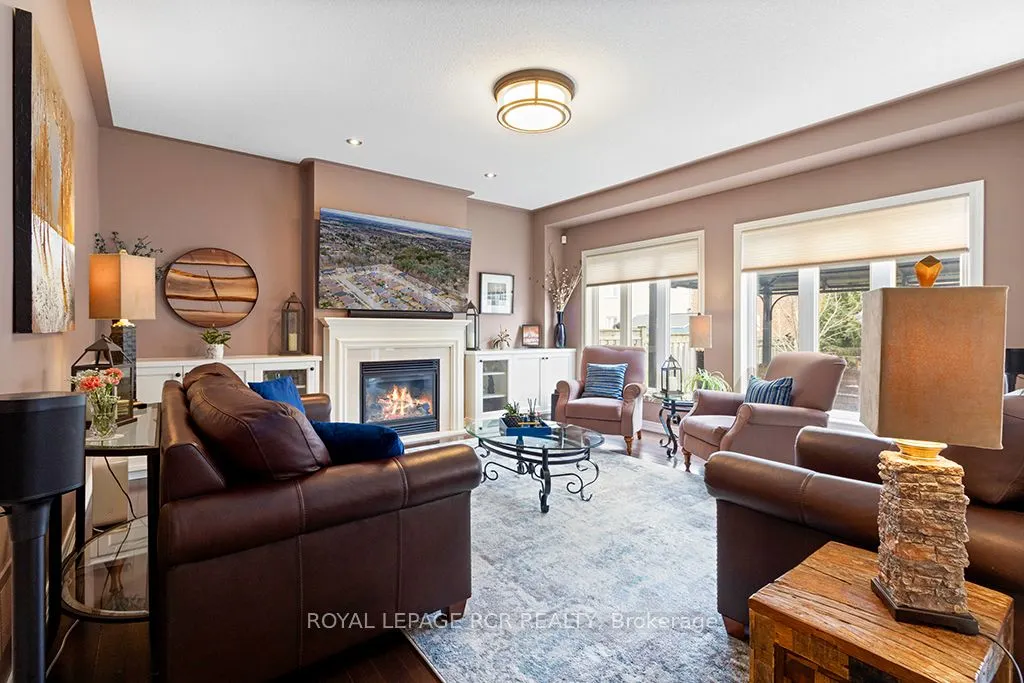 32 Borland Crescent