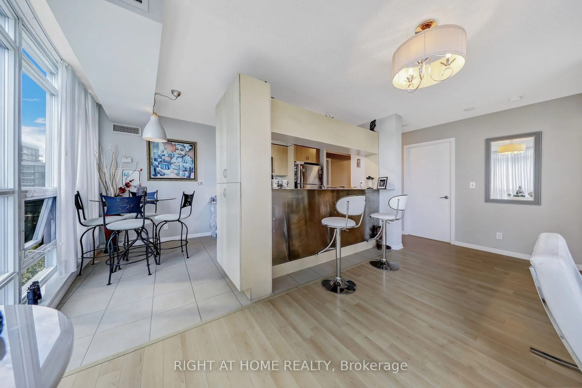 185 Legion Road N, #607