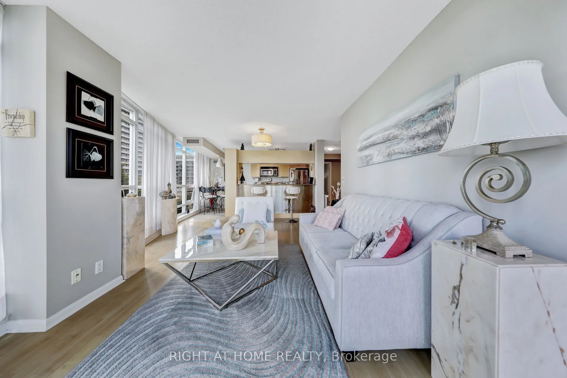 185 Legion Road N, #607