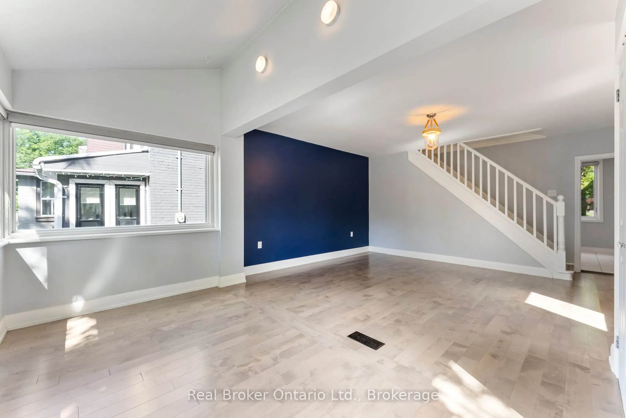 116 Symons Street