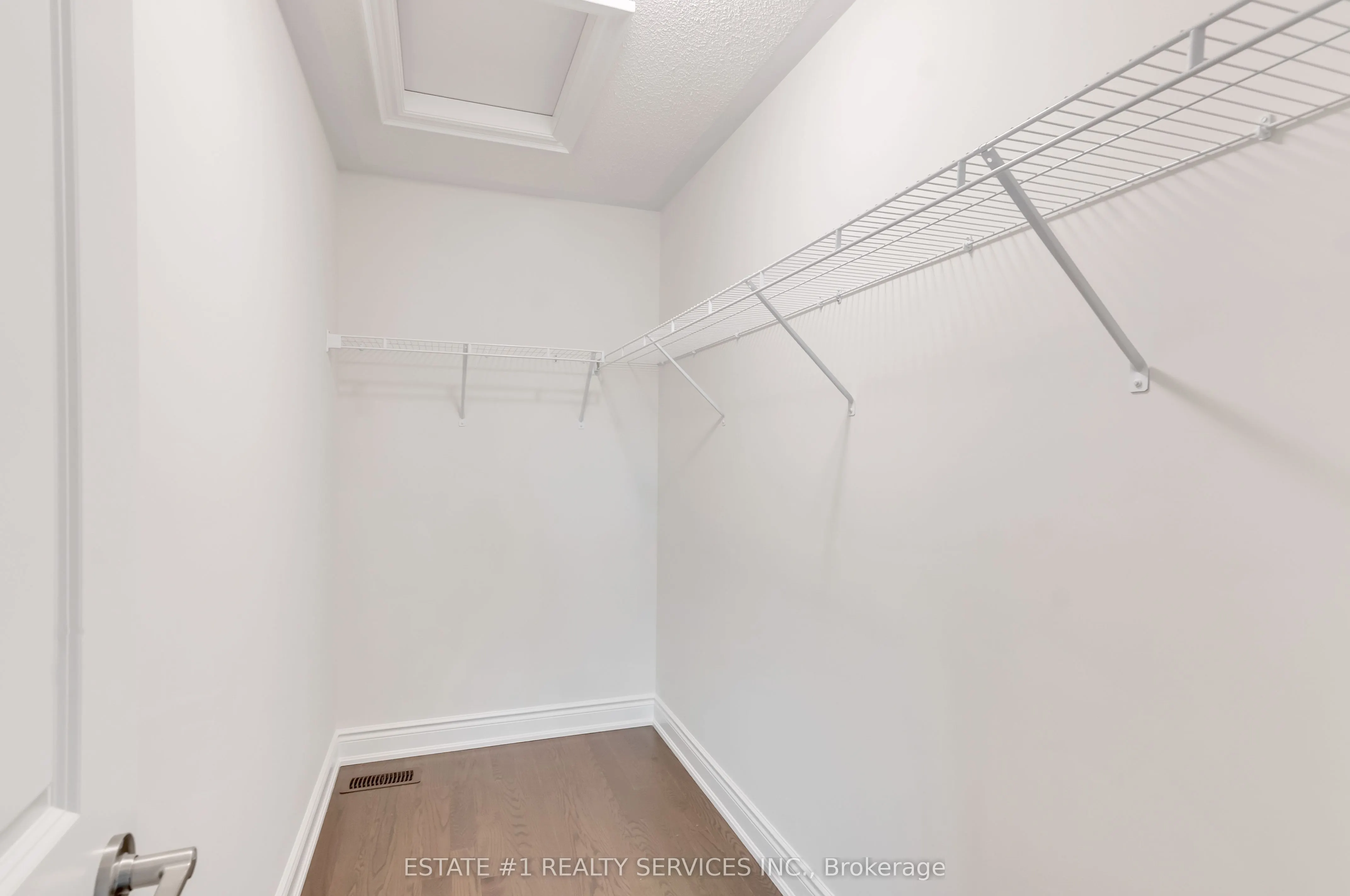 29 Bermondsey Way