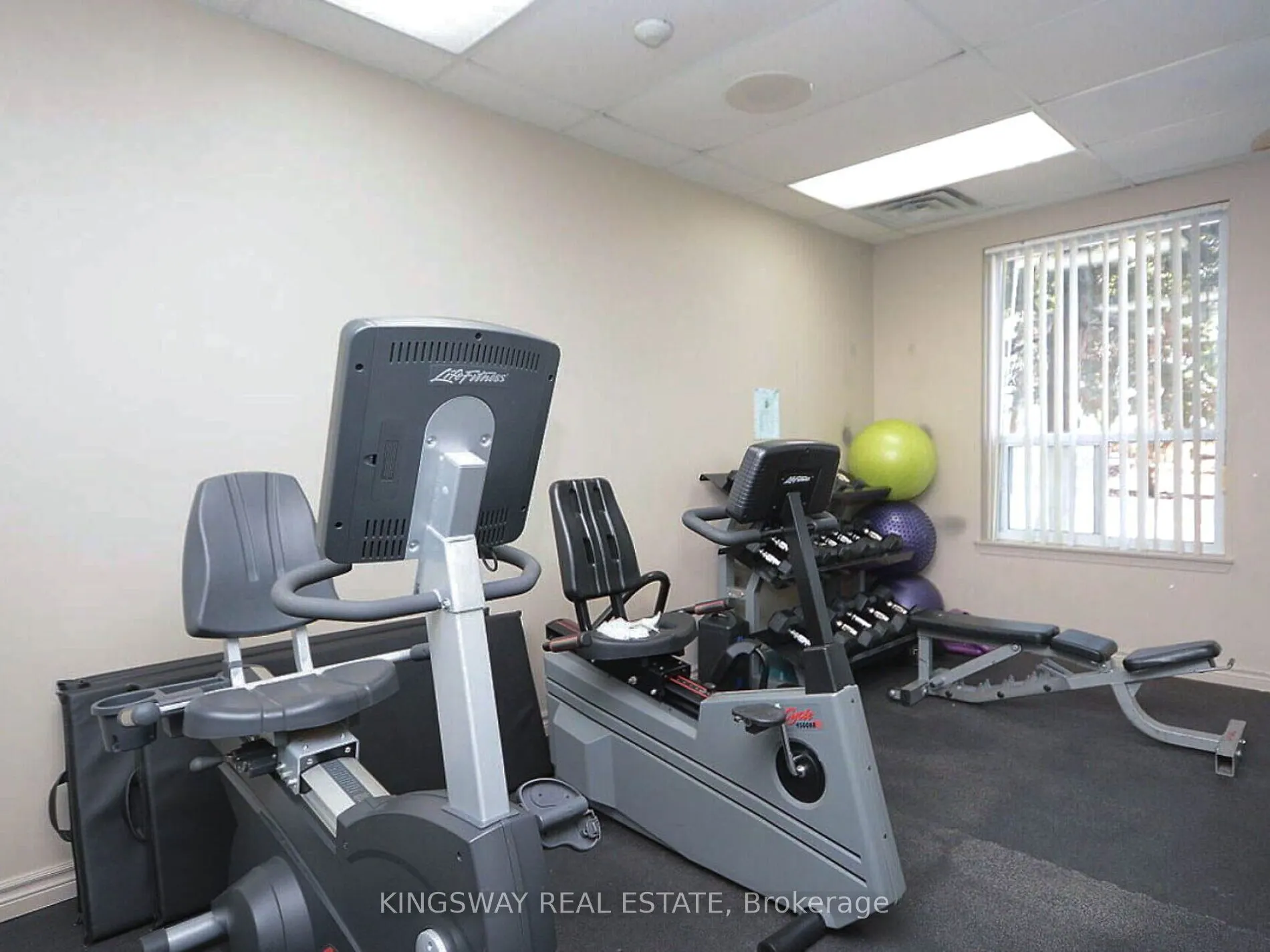 135 Hillcrest Avenue, #709