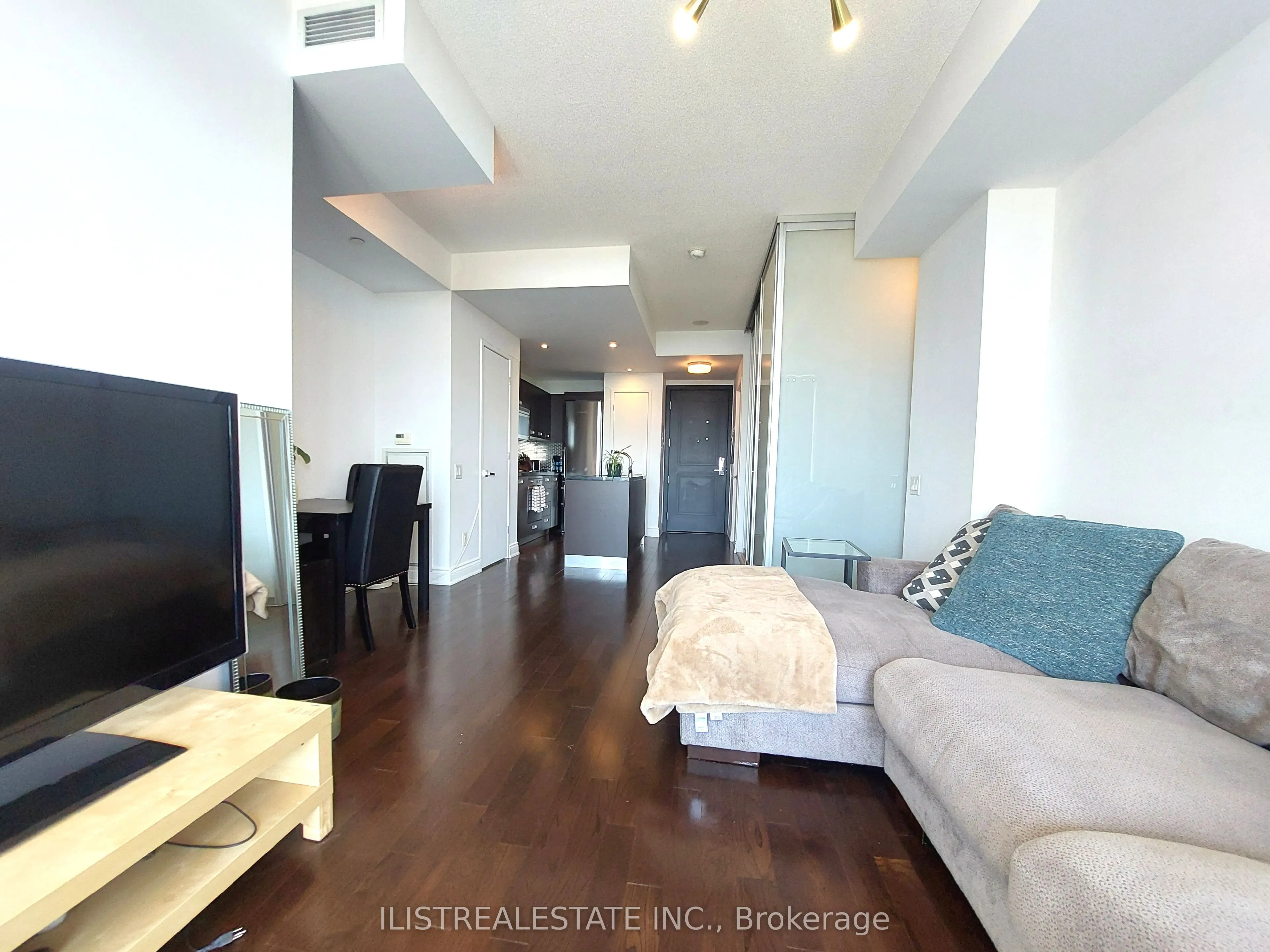 88 Park Lawn Road, #1602