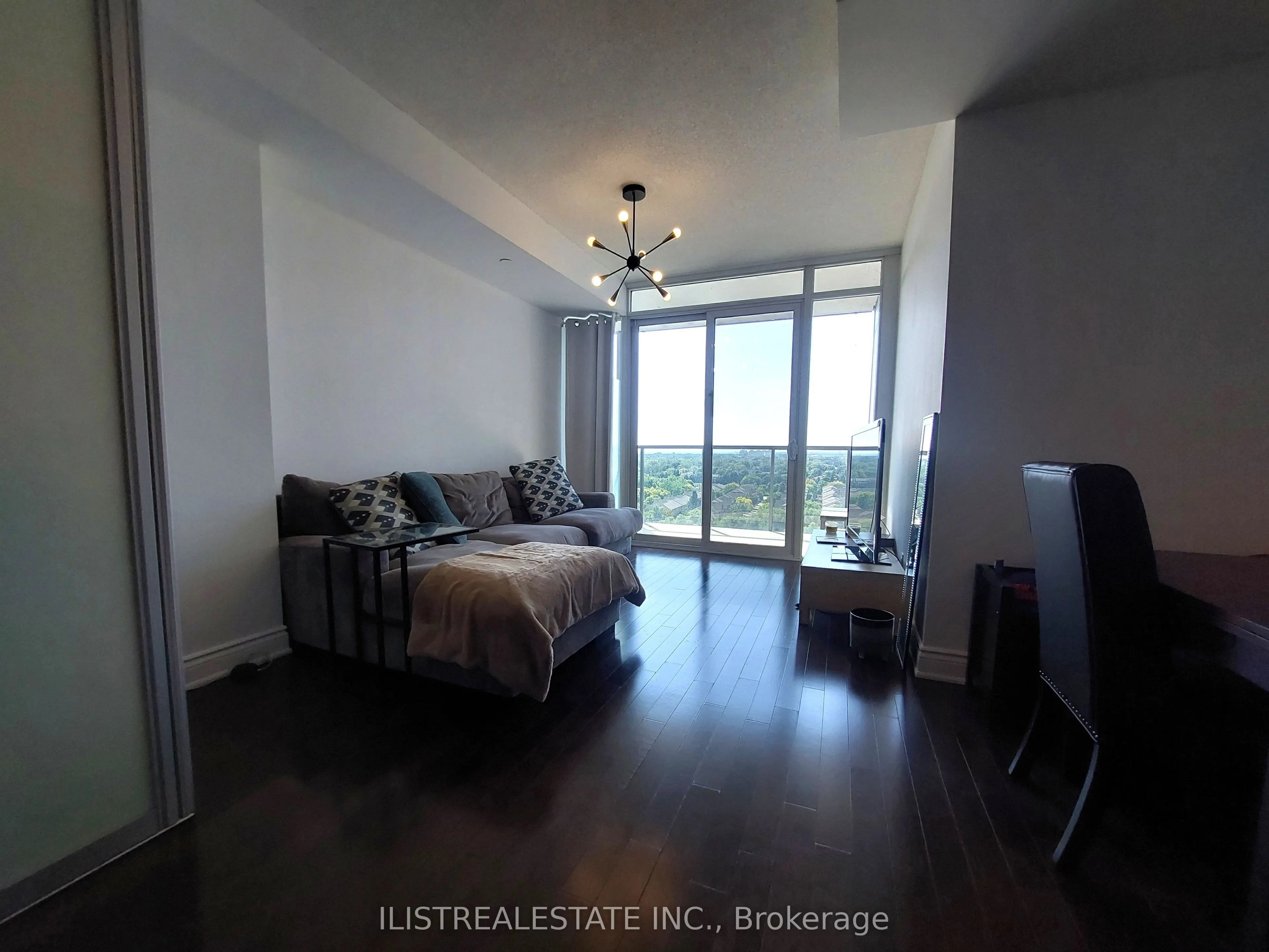 88 Park Lawn Road, #1602