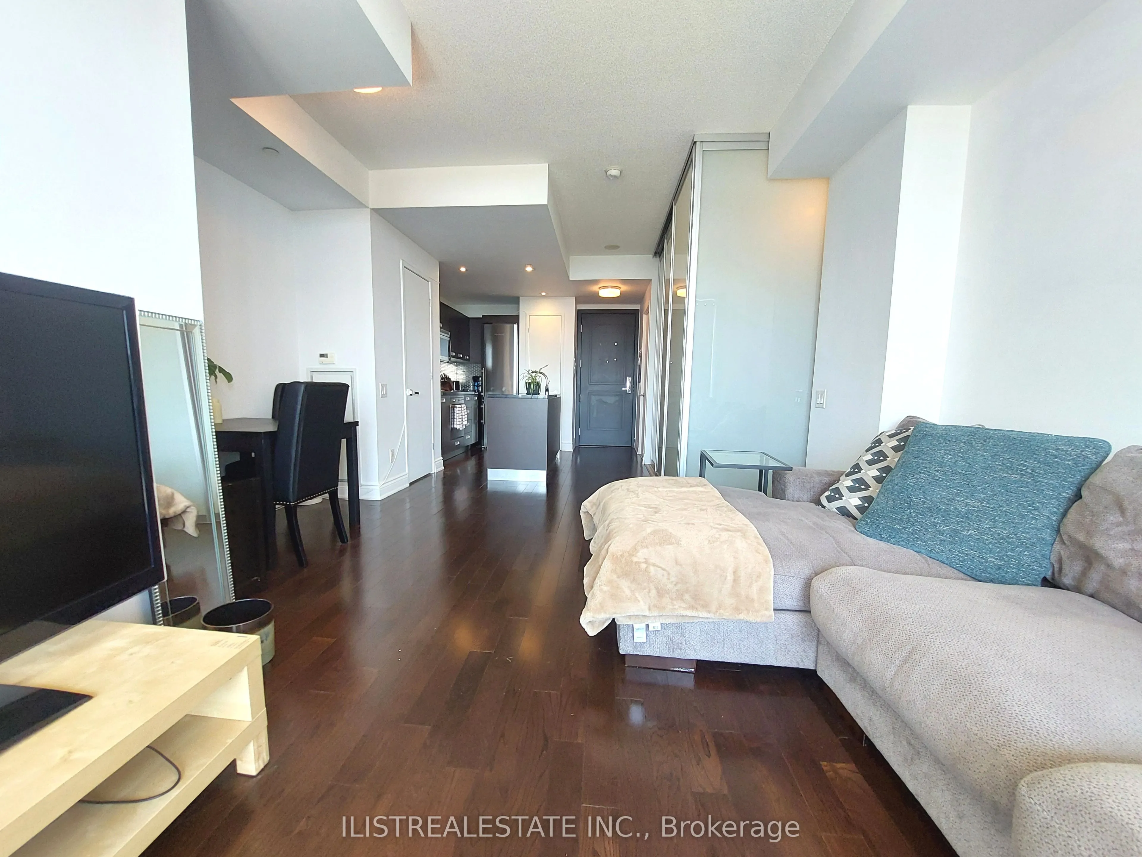 88 Park Lawn Road, #1602