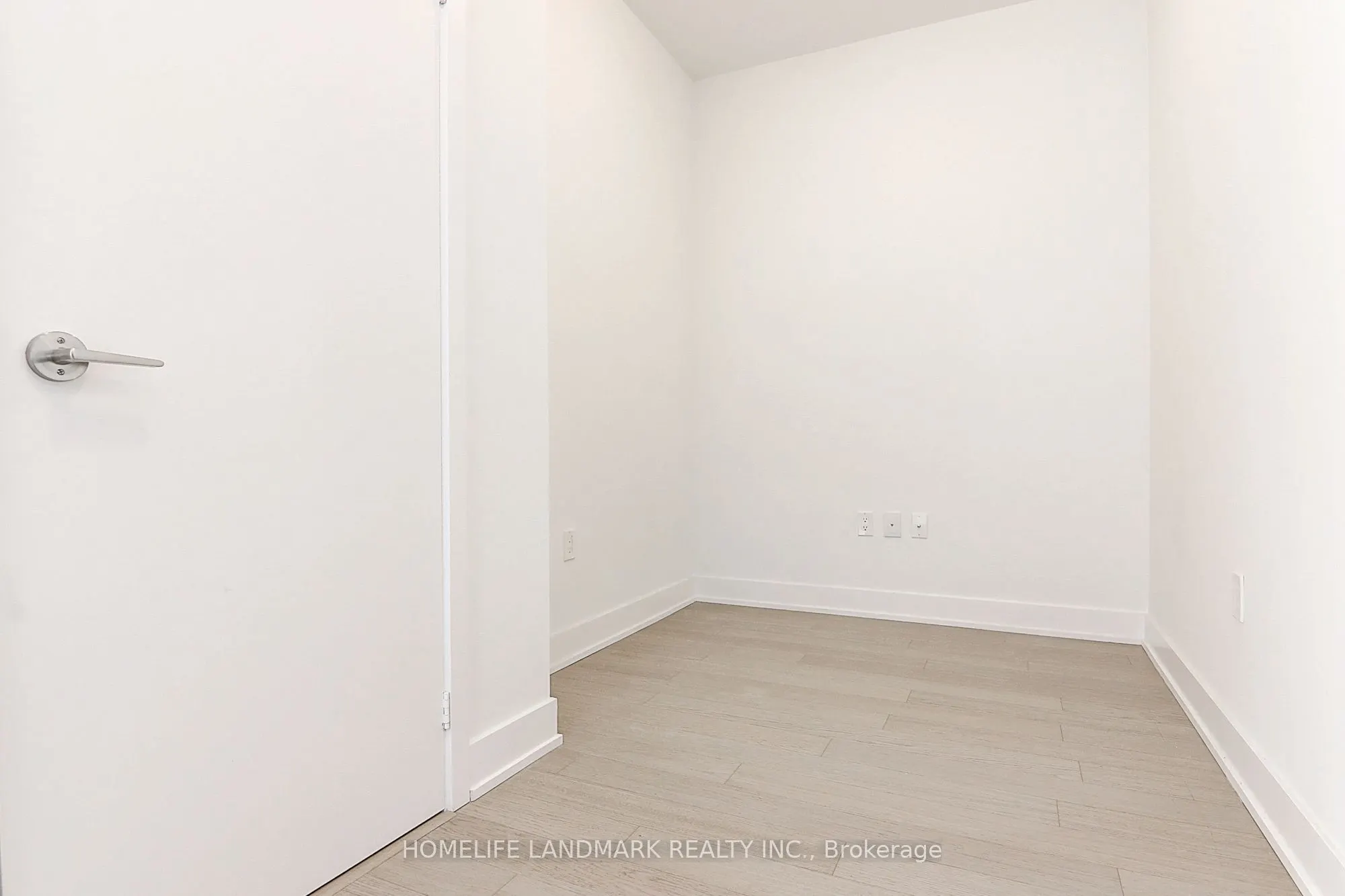 20 Shore Breeze Drive, #516