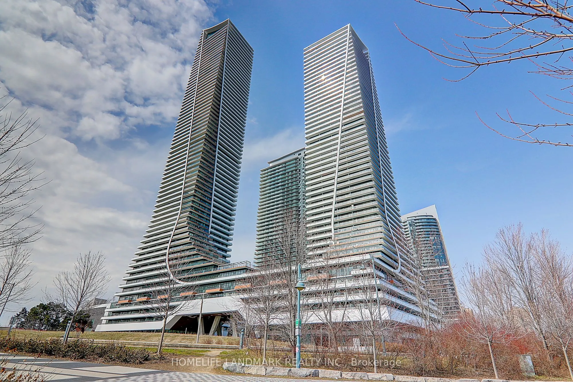 20 Shore Breeze Drive, #516