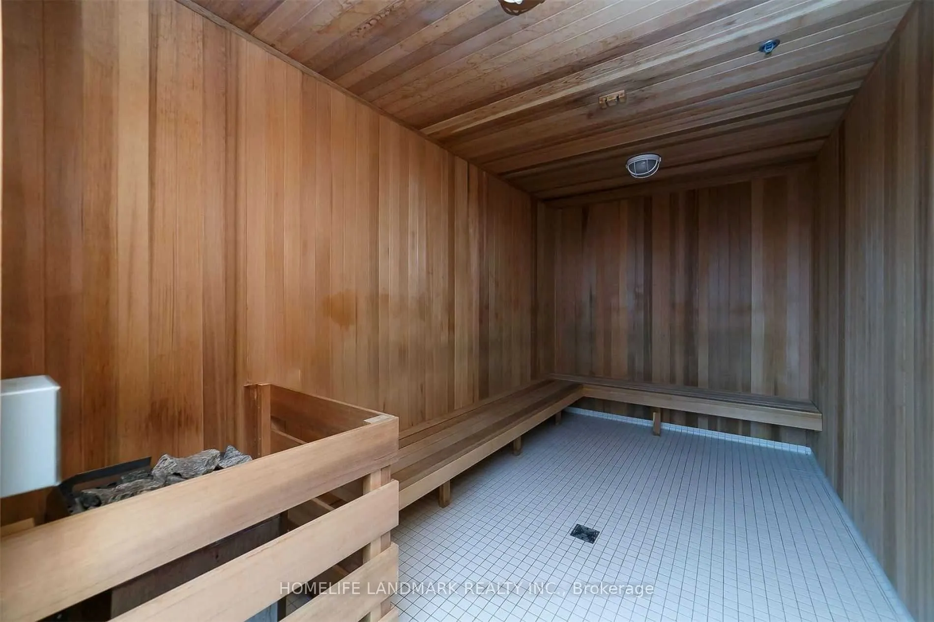 20 Shore Breeze Drive, #516