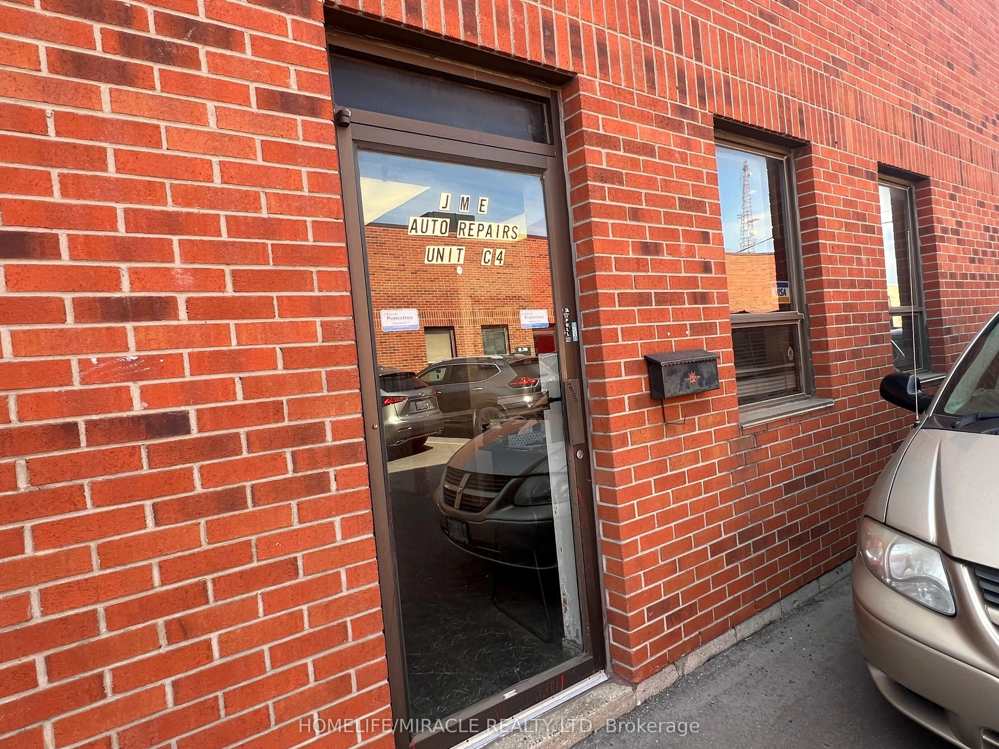 C4-55 Selby Road