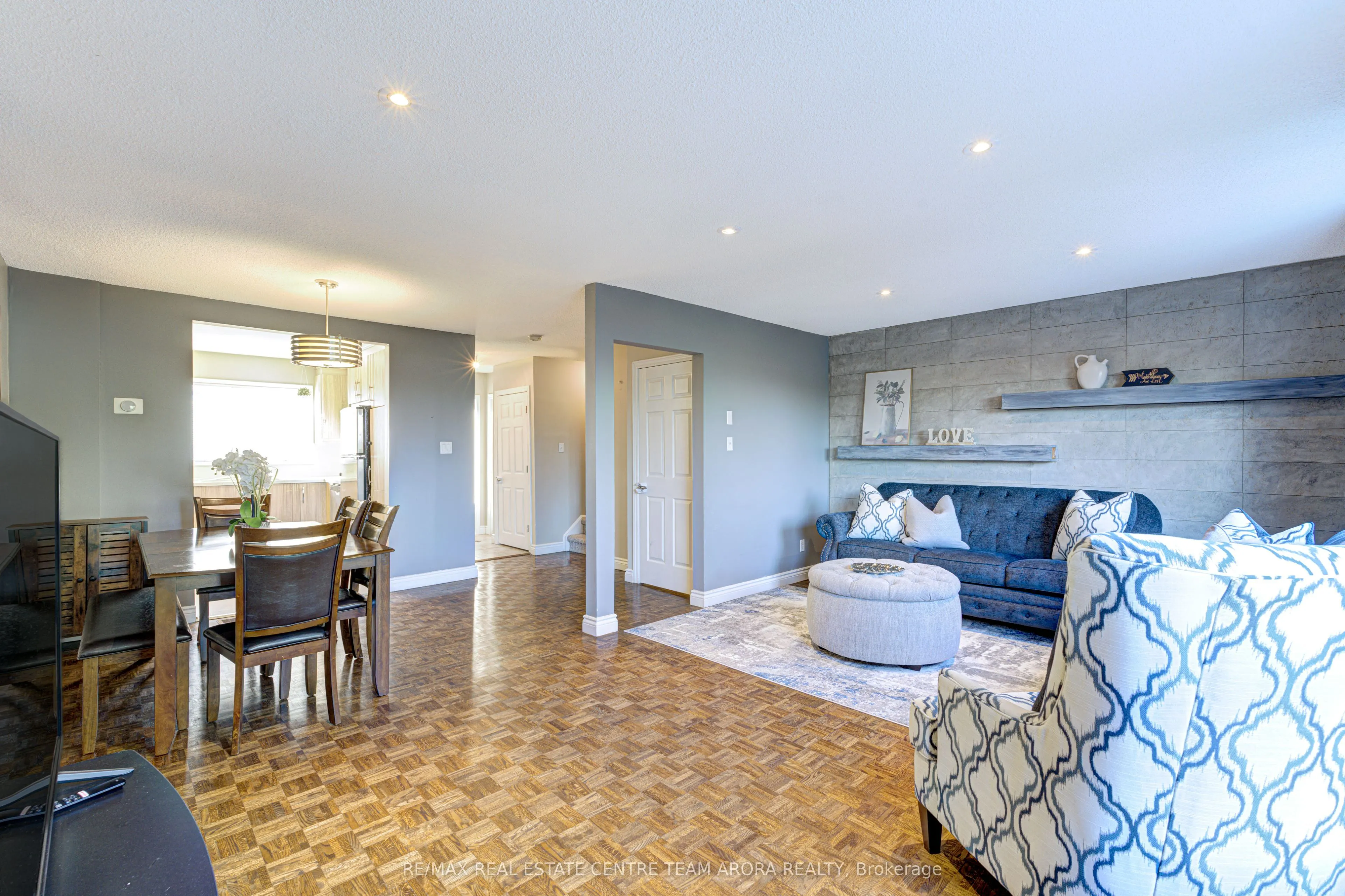 2050 Upper Middle Road, #81