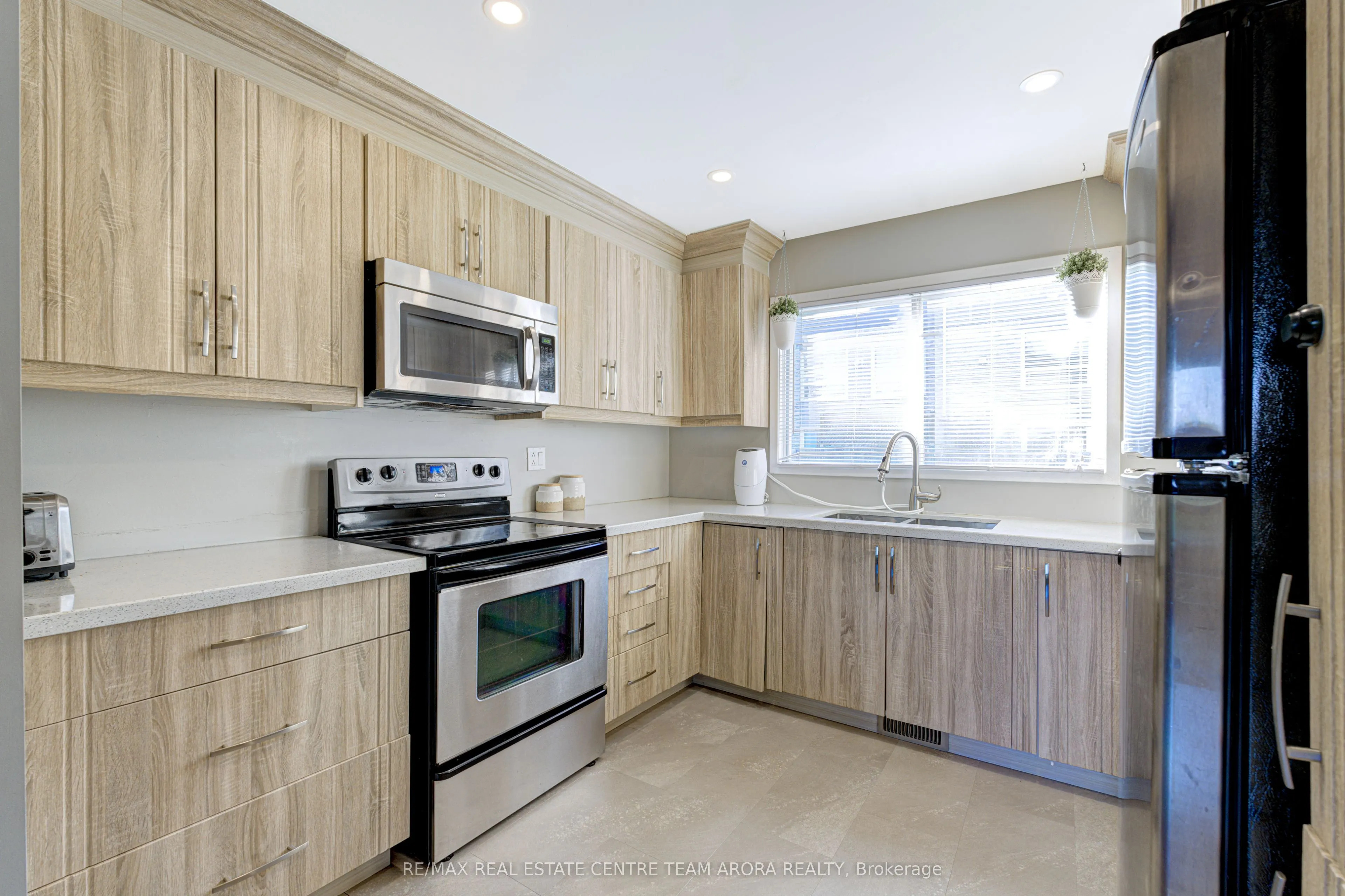 2050 Upper Middle Road, #81