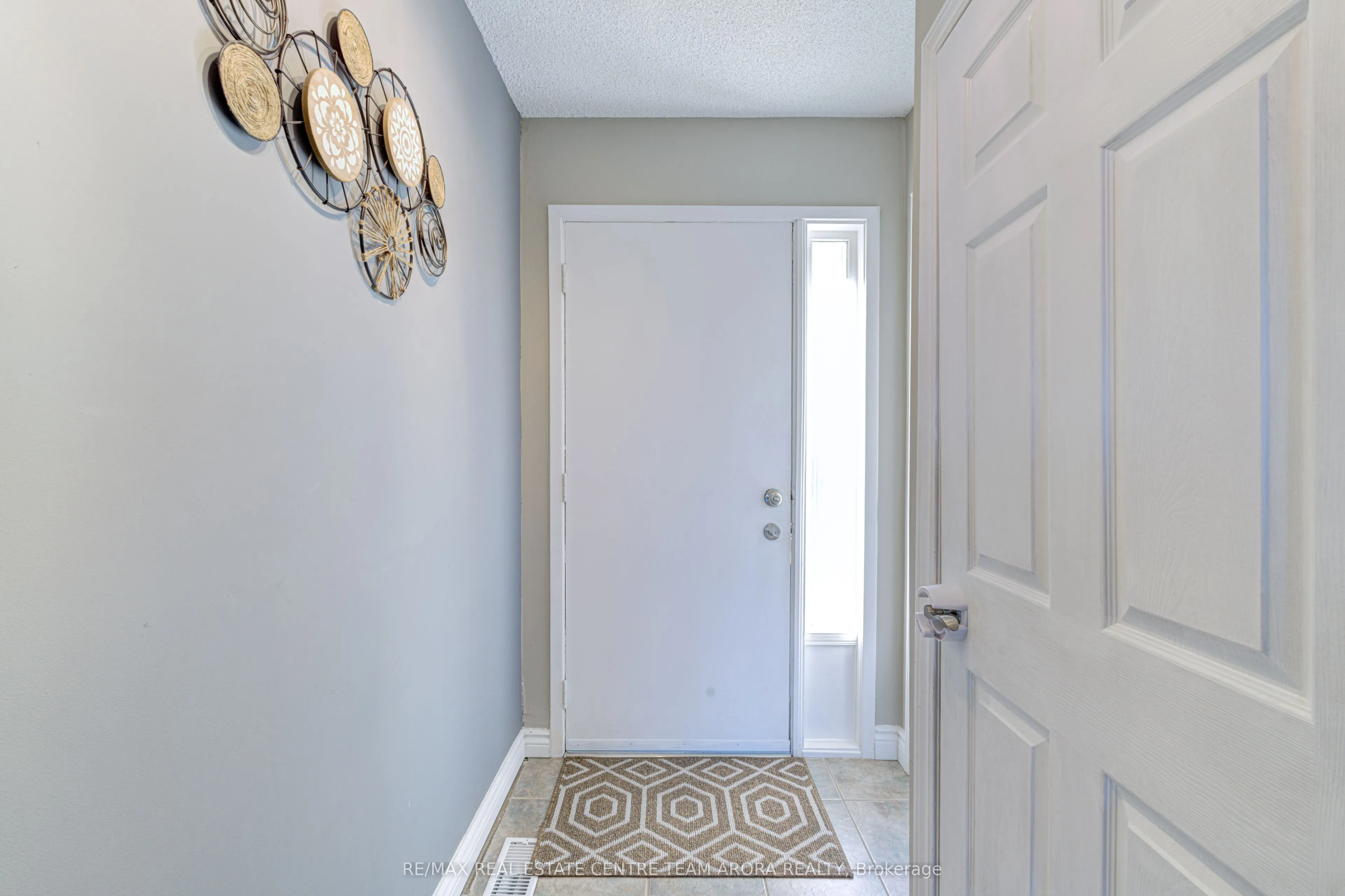 2050 Upper Middle Road, #81