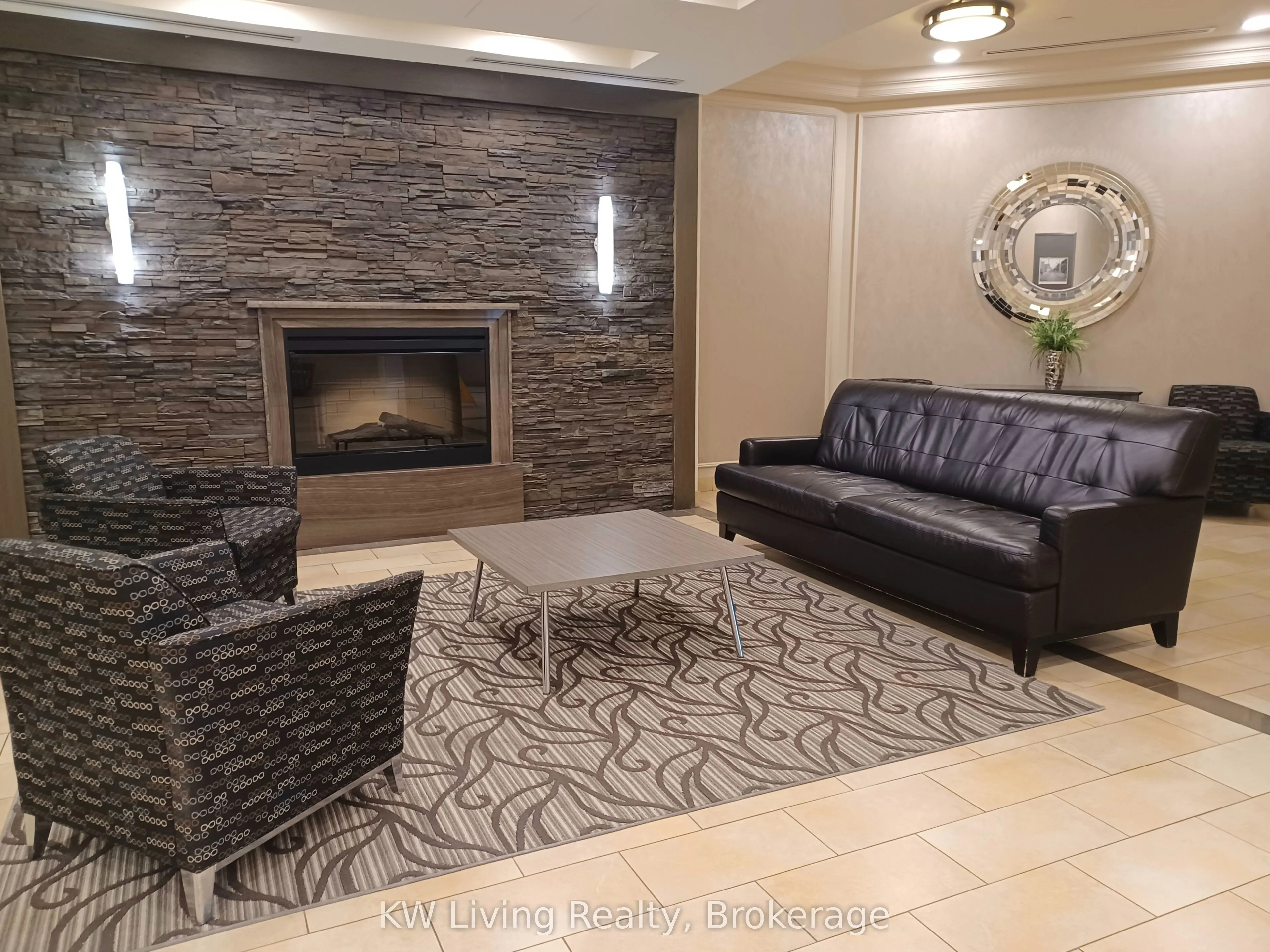 60 Heintzman Street, #632