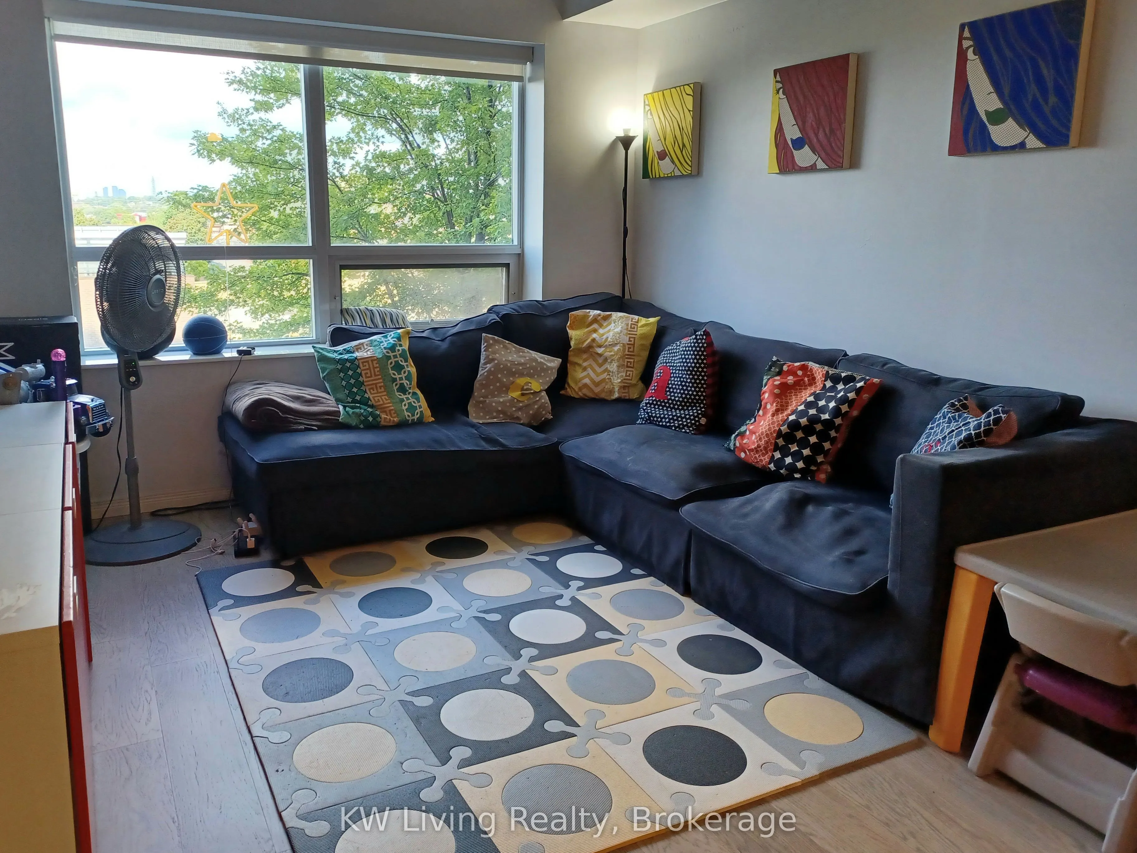 60 Heintzman Street, #632