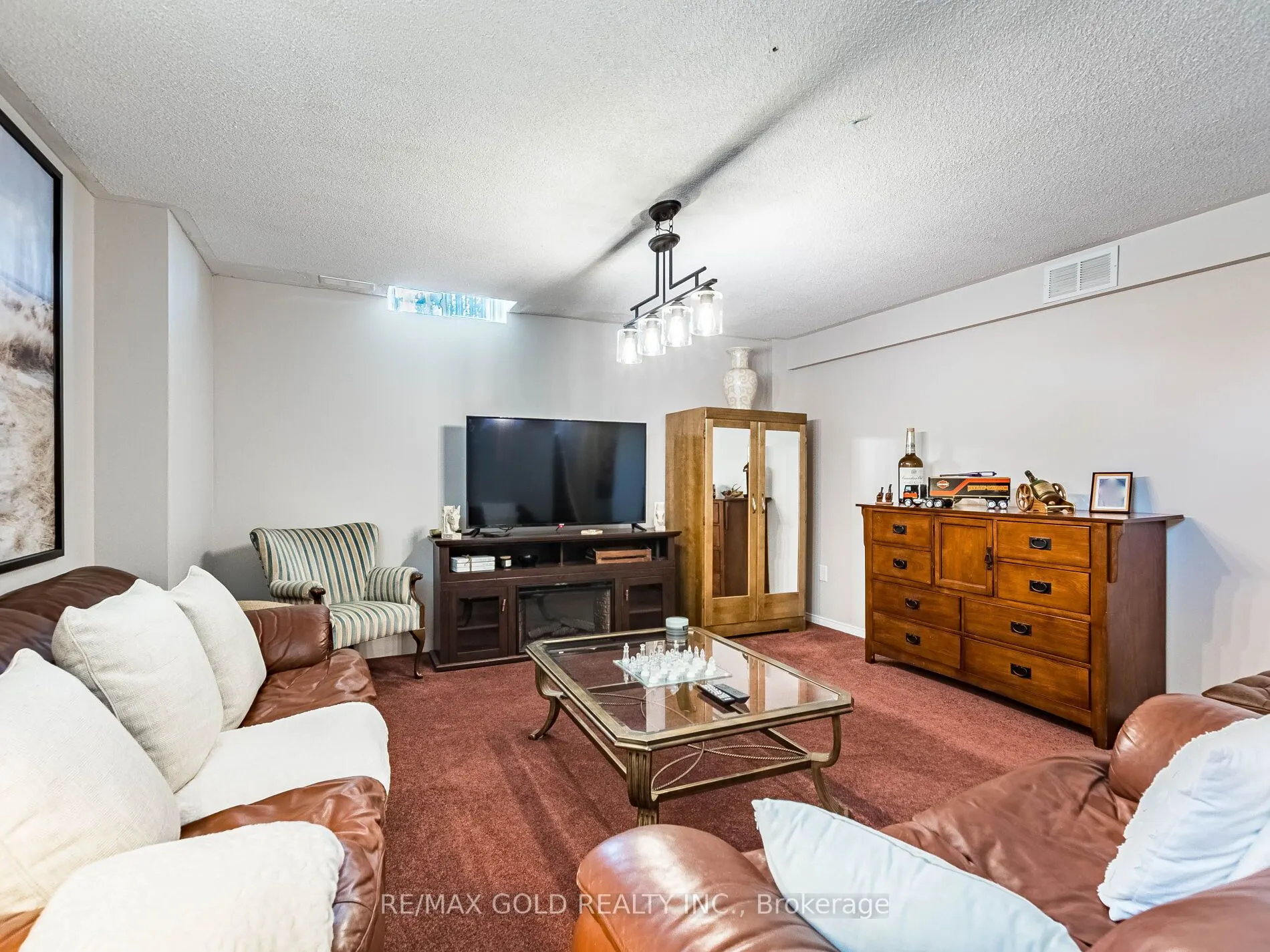 98 Springview Drive