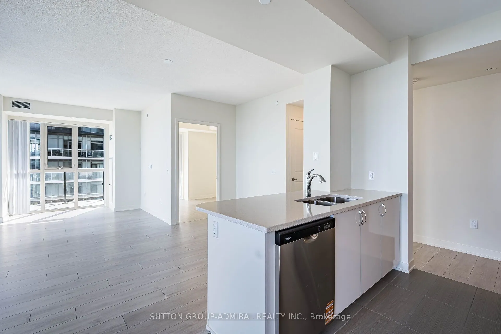 38 Annie Craig Drive, #4905