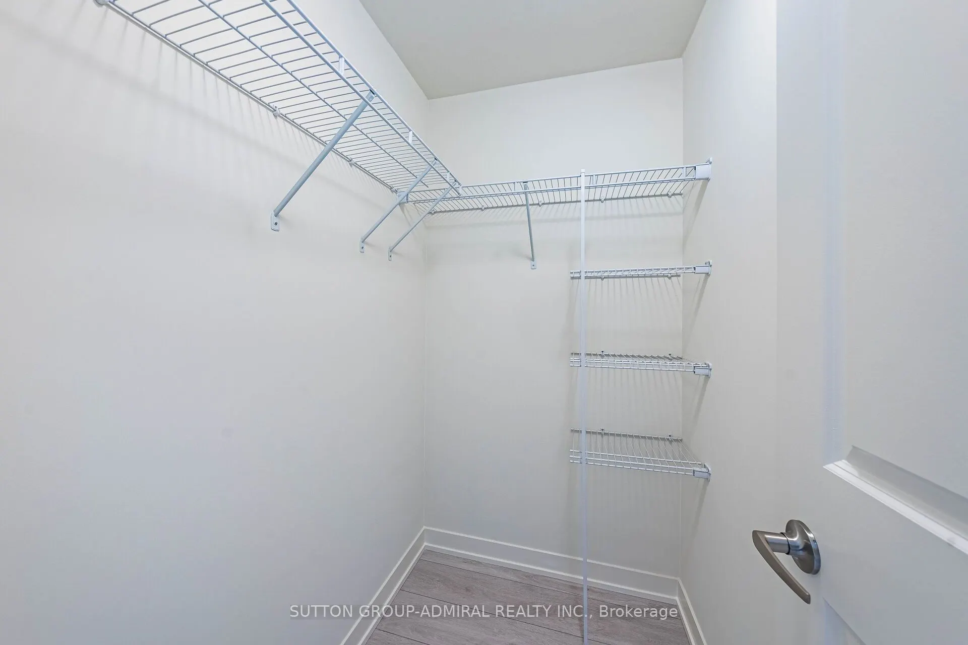 38 Annie Craig Drive, #4905
