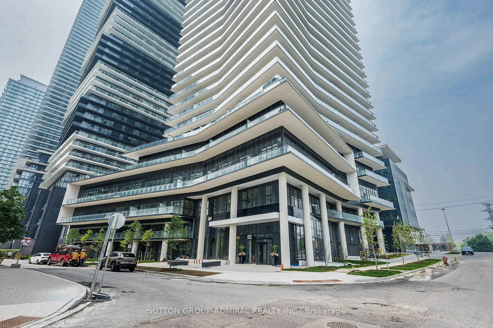 38 Annie Craig Drive, #4905