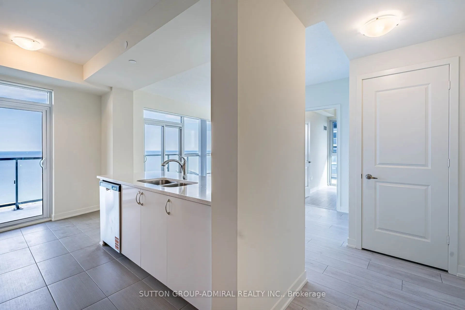 38 Annie Craig Drive, #4905