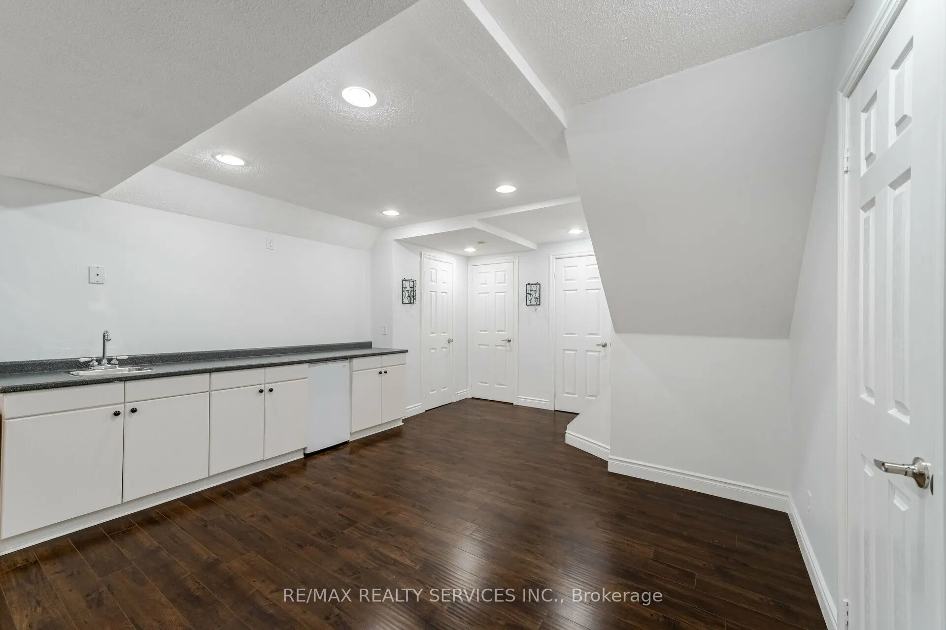 5749 Greensboro Drive