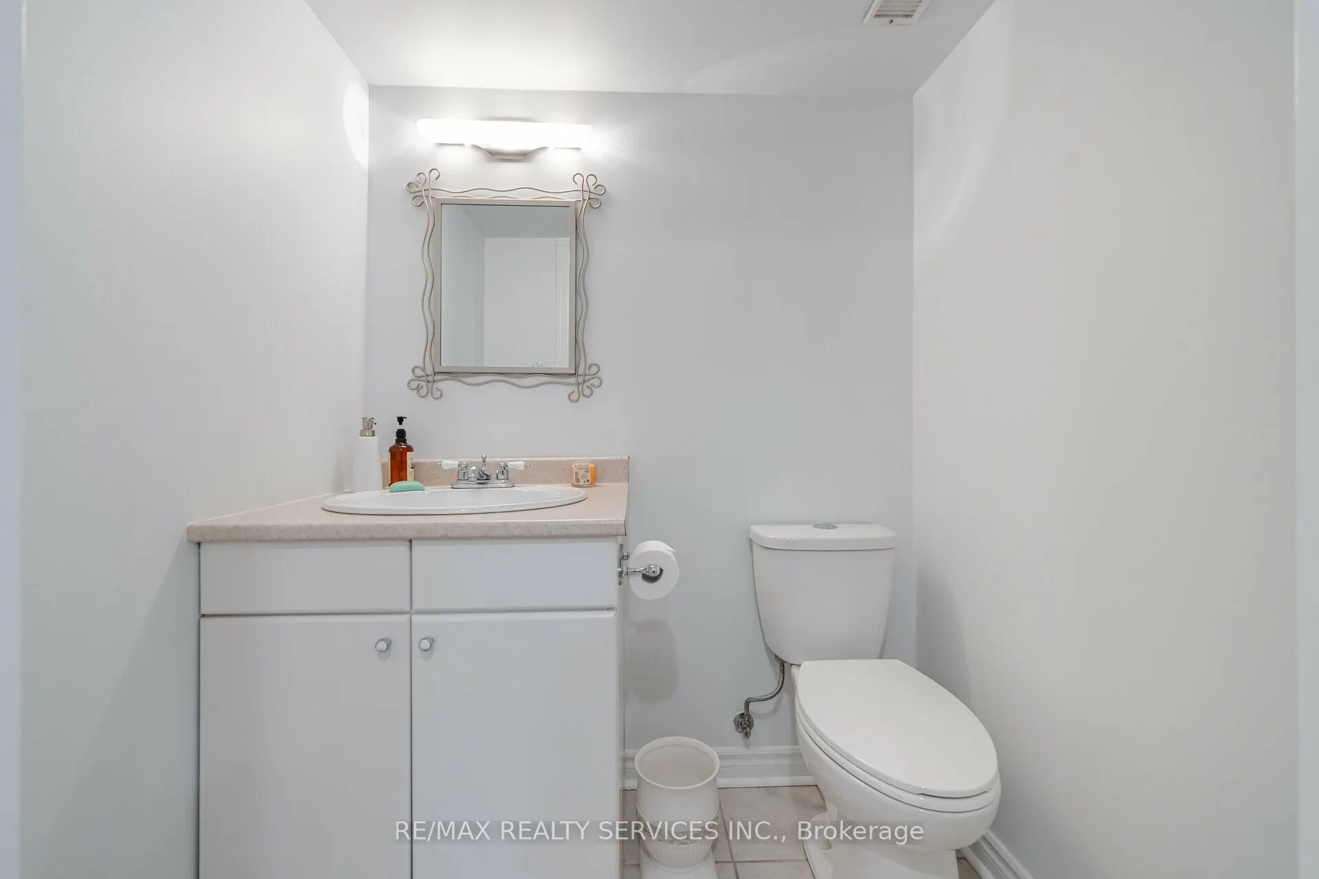5749 Greensboro Drive